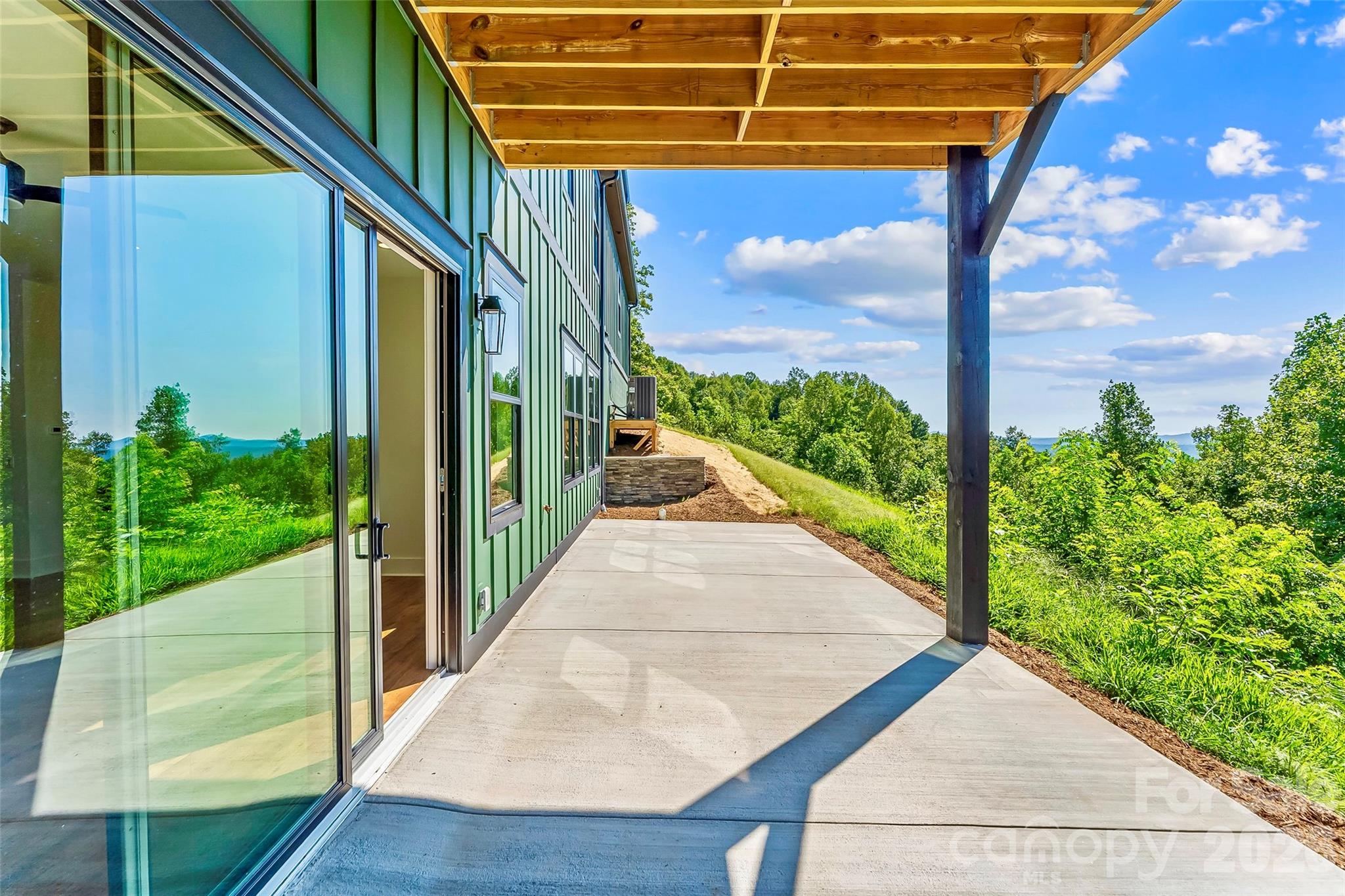 Lower Level Patio - 4898 Soaring Top Lane, Lenoir