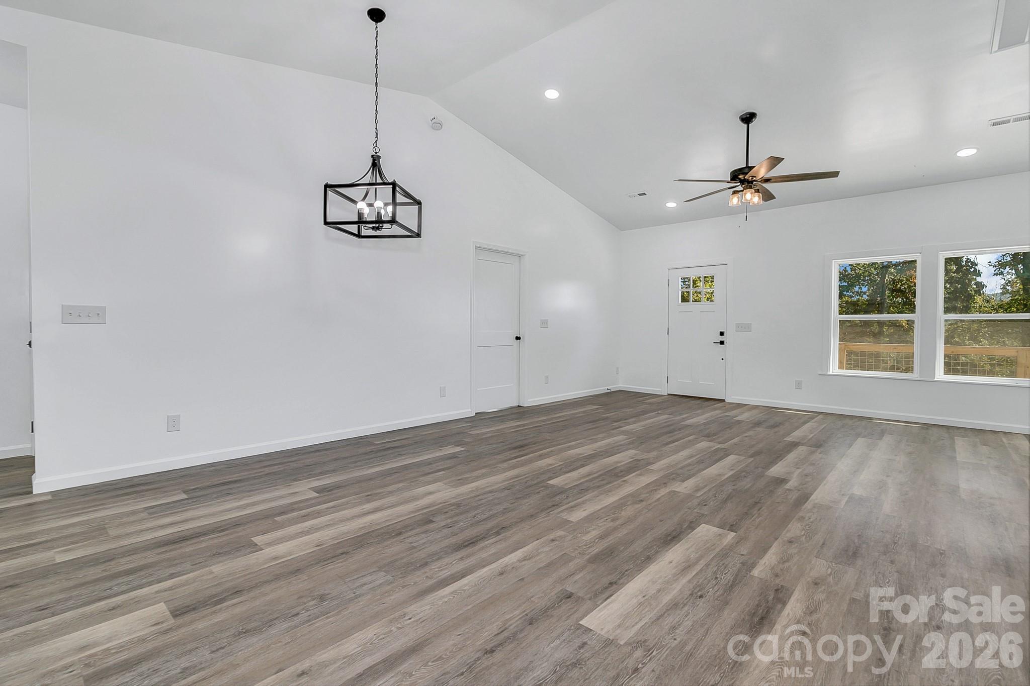 Single Family Residence at 135 Bald Eagle Drive, Hendersonville, photo 12 of 41