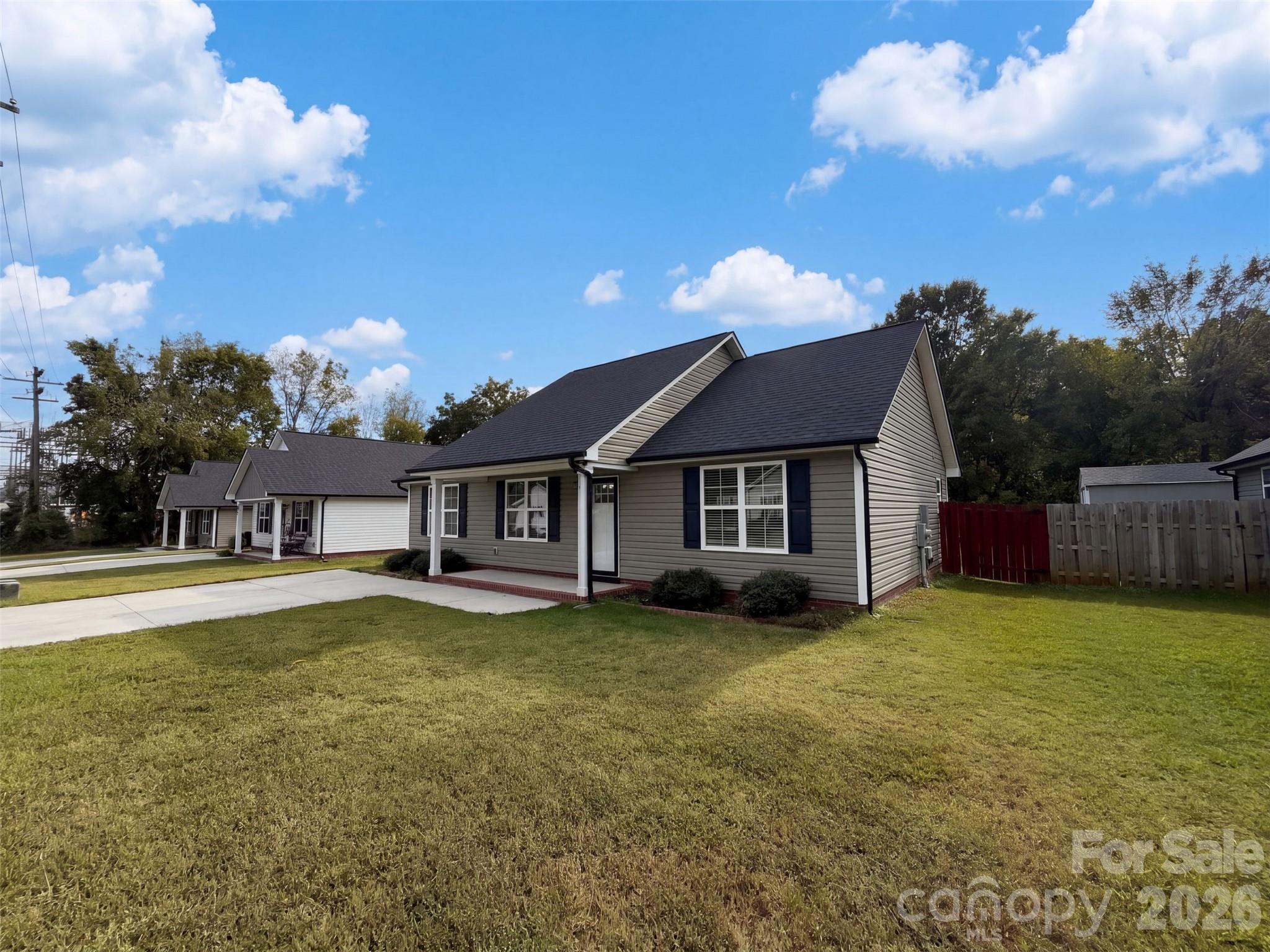 Single Family Residence at 335 Odell Drive NW, Concord, photo 17 of 21