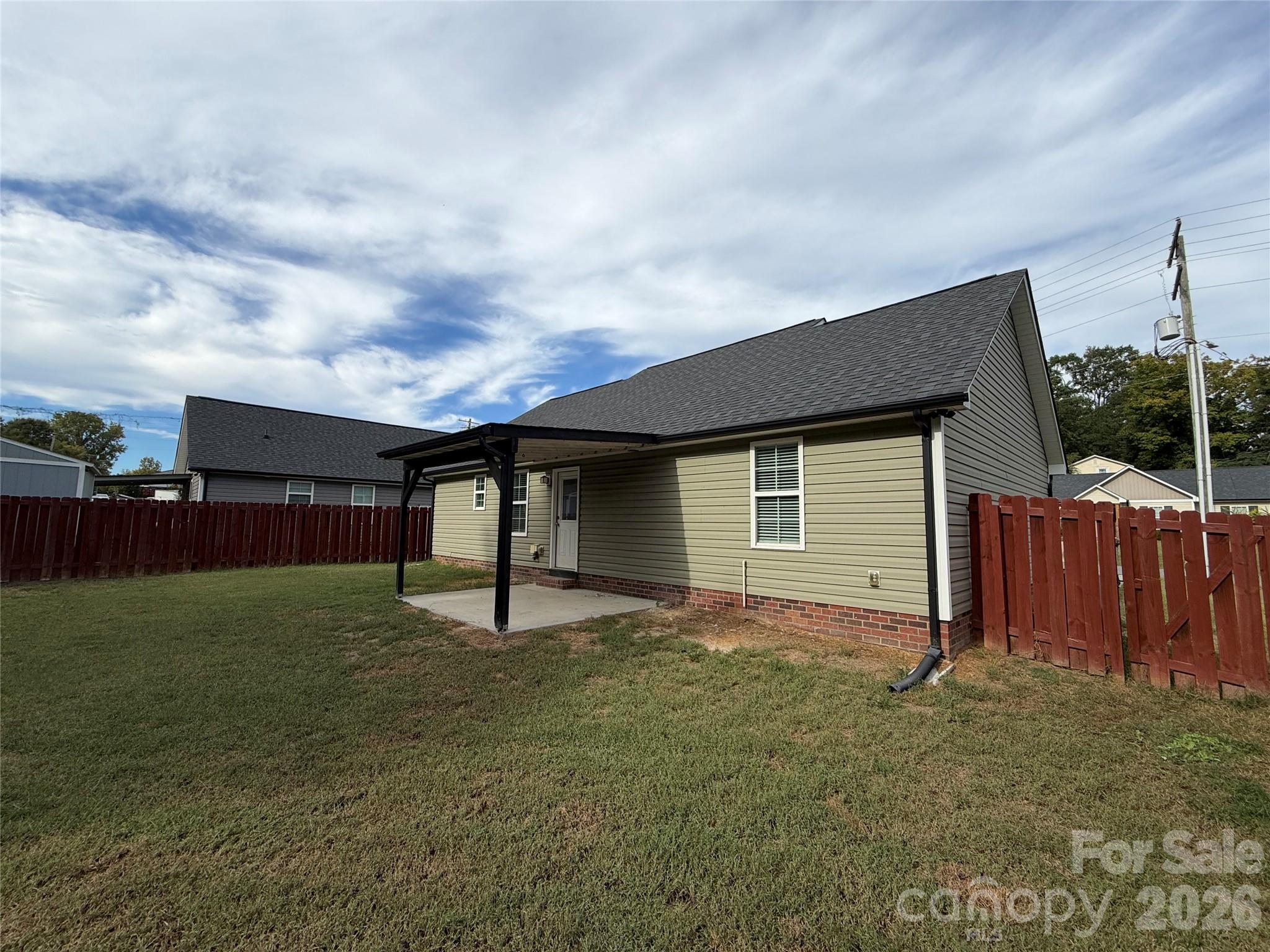 Single Family Residence at 335 Odell Drive NW, Concord, photo 19 of 21