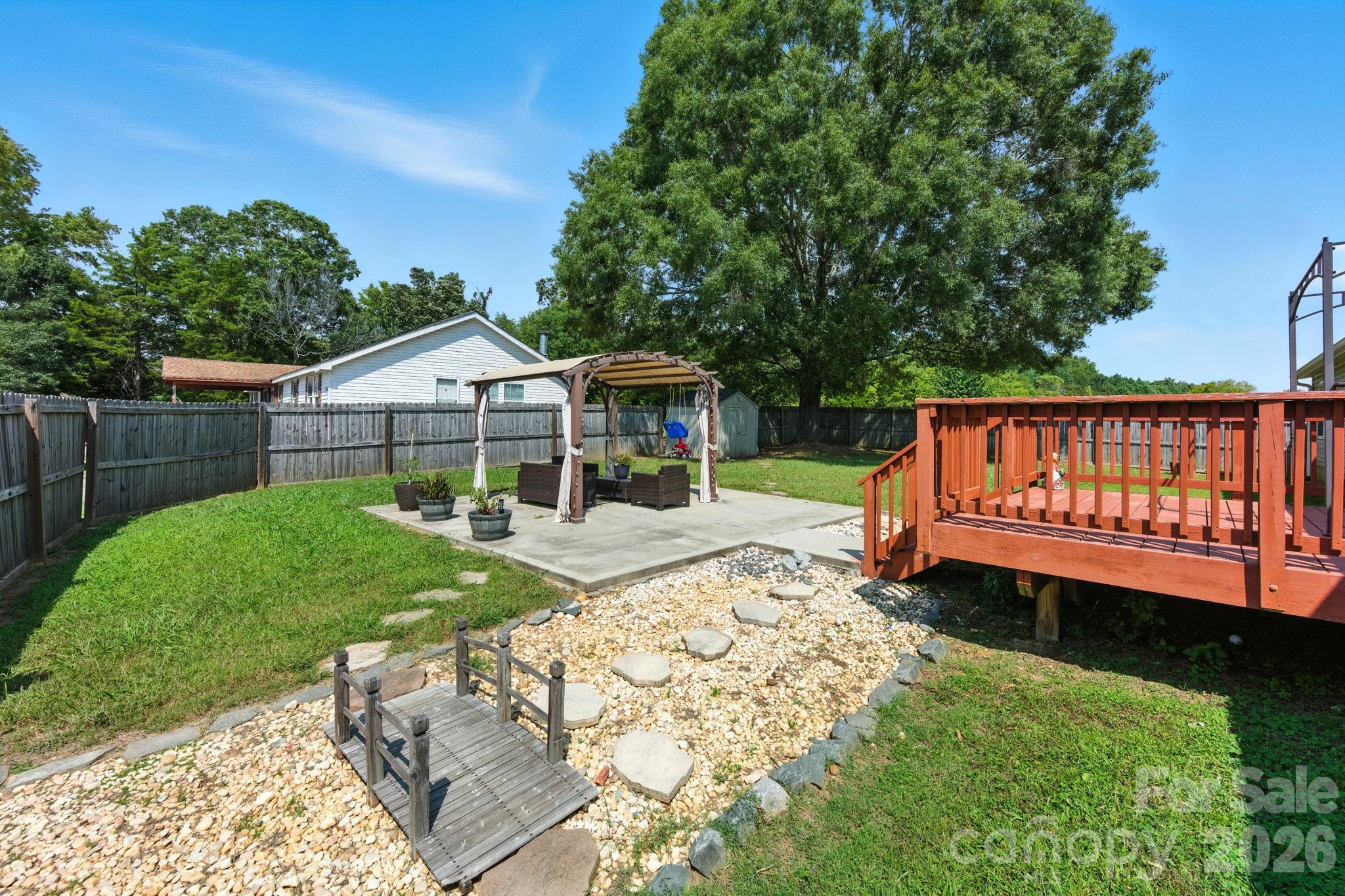 Single Family Residence at 1001 Olde Creek Trail, Concord, photo 31 of 33