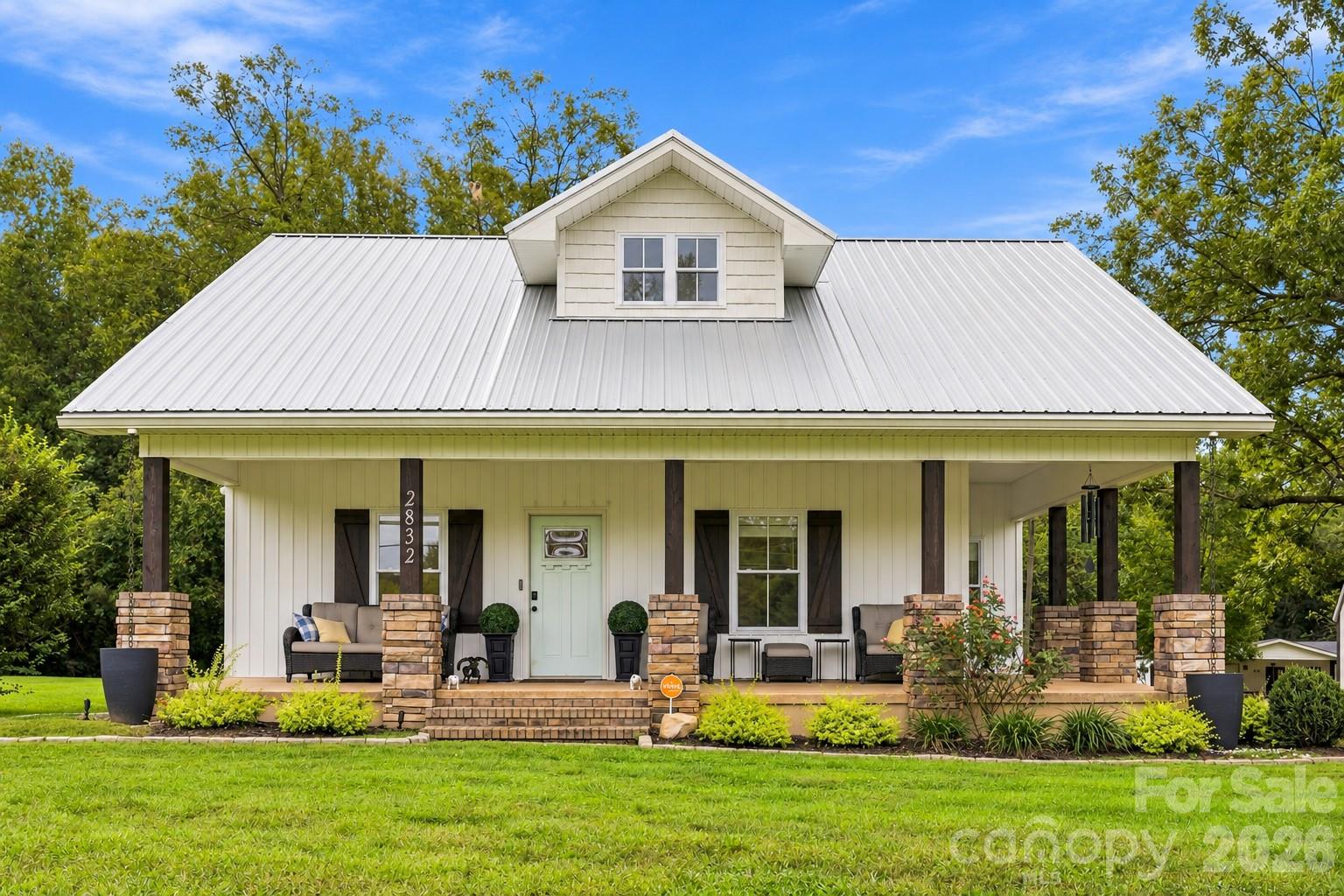 Single Family Residence at 2832 Beaty Road, Gastonia, photo 7 of 48