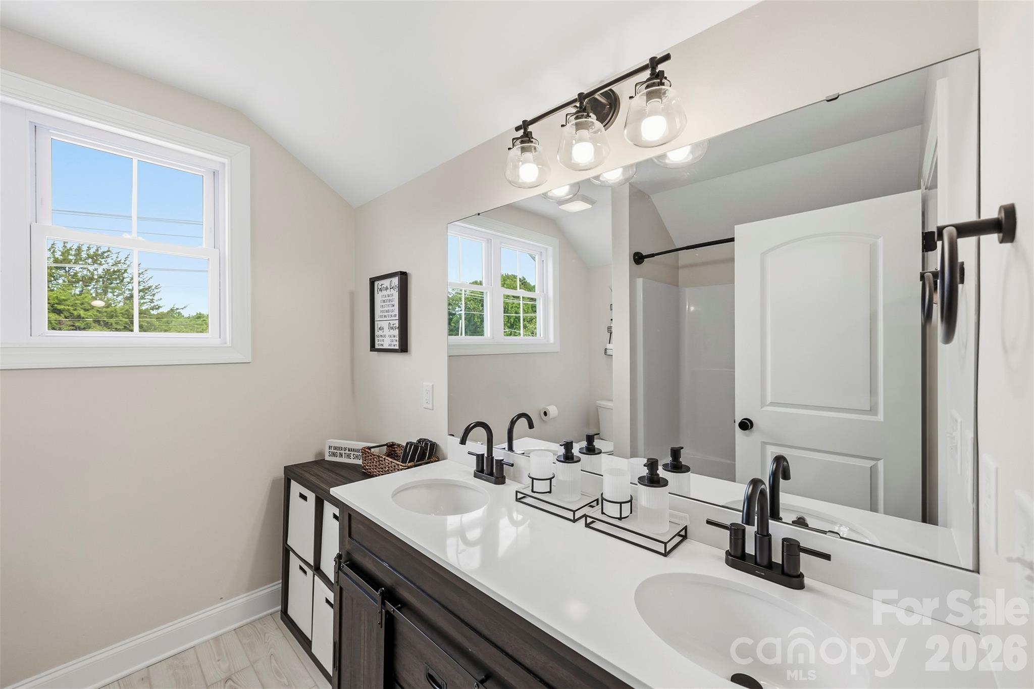 Upstairs Full Bath w/ Dual Vanity - 2832 Beaty Road, Gastonia