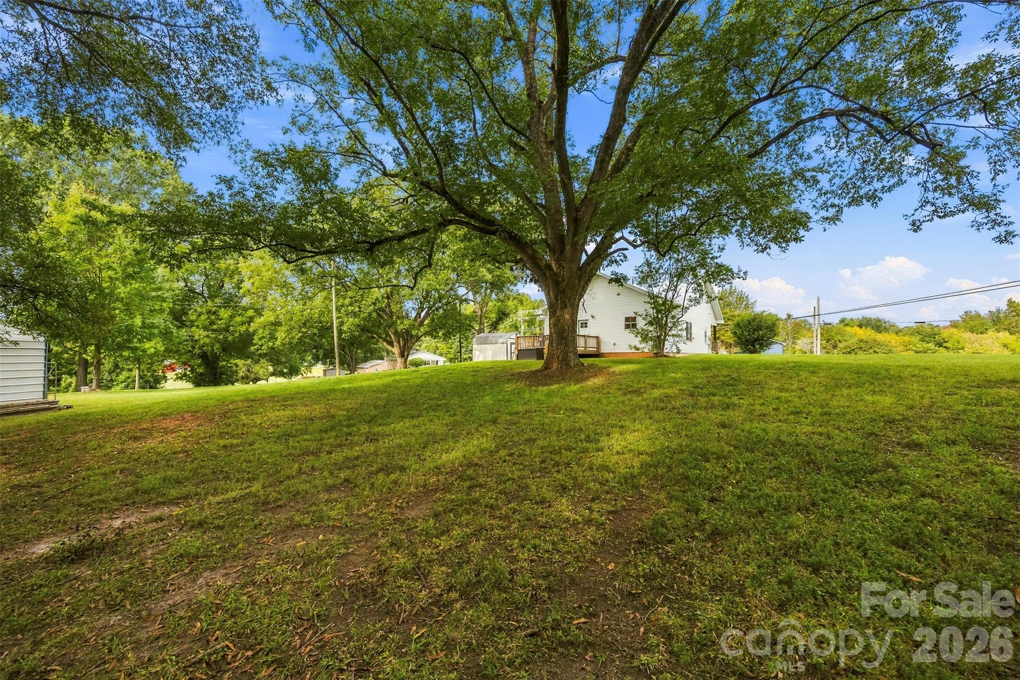 Private Backyard - 2832 Beaty Road, Gastonia