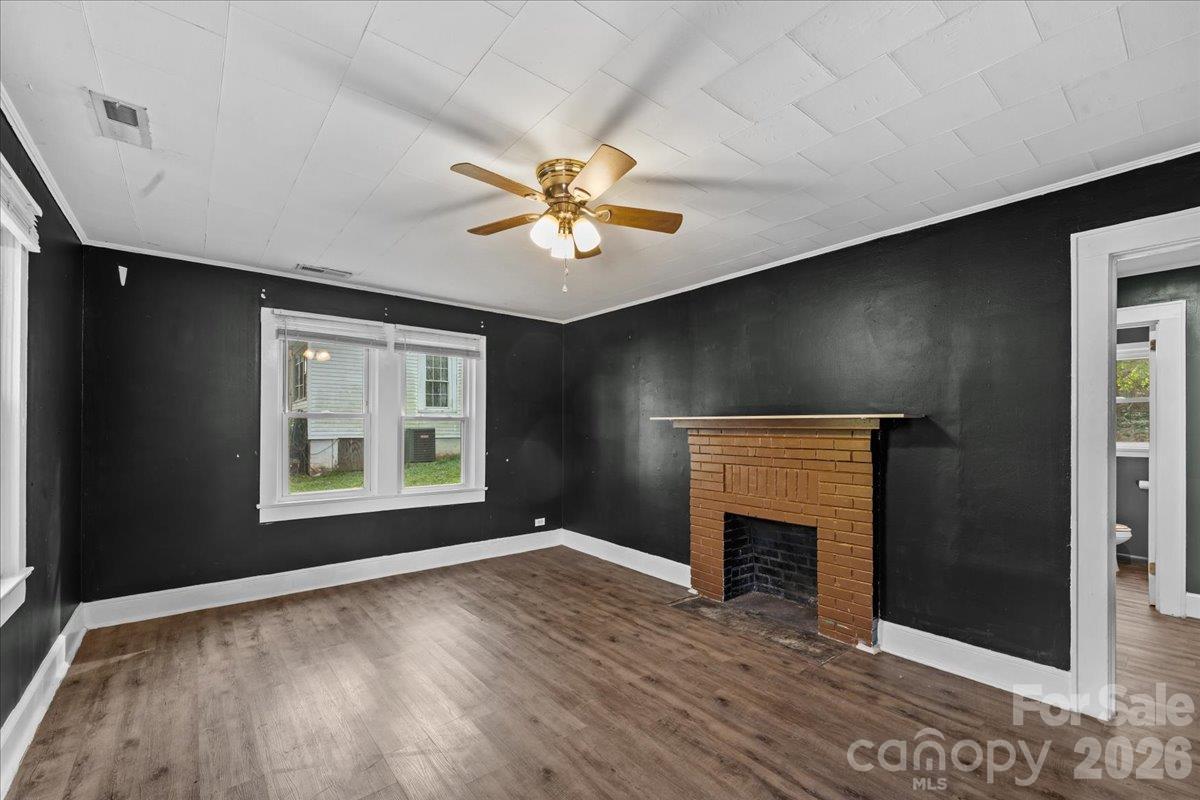 Single Family Residence at 911 Carolina Avenue, Albemarle, photo 9 of 18