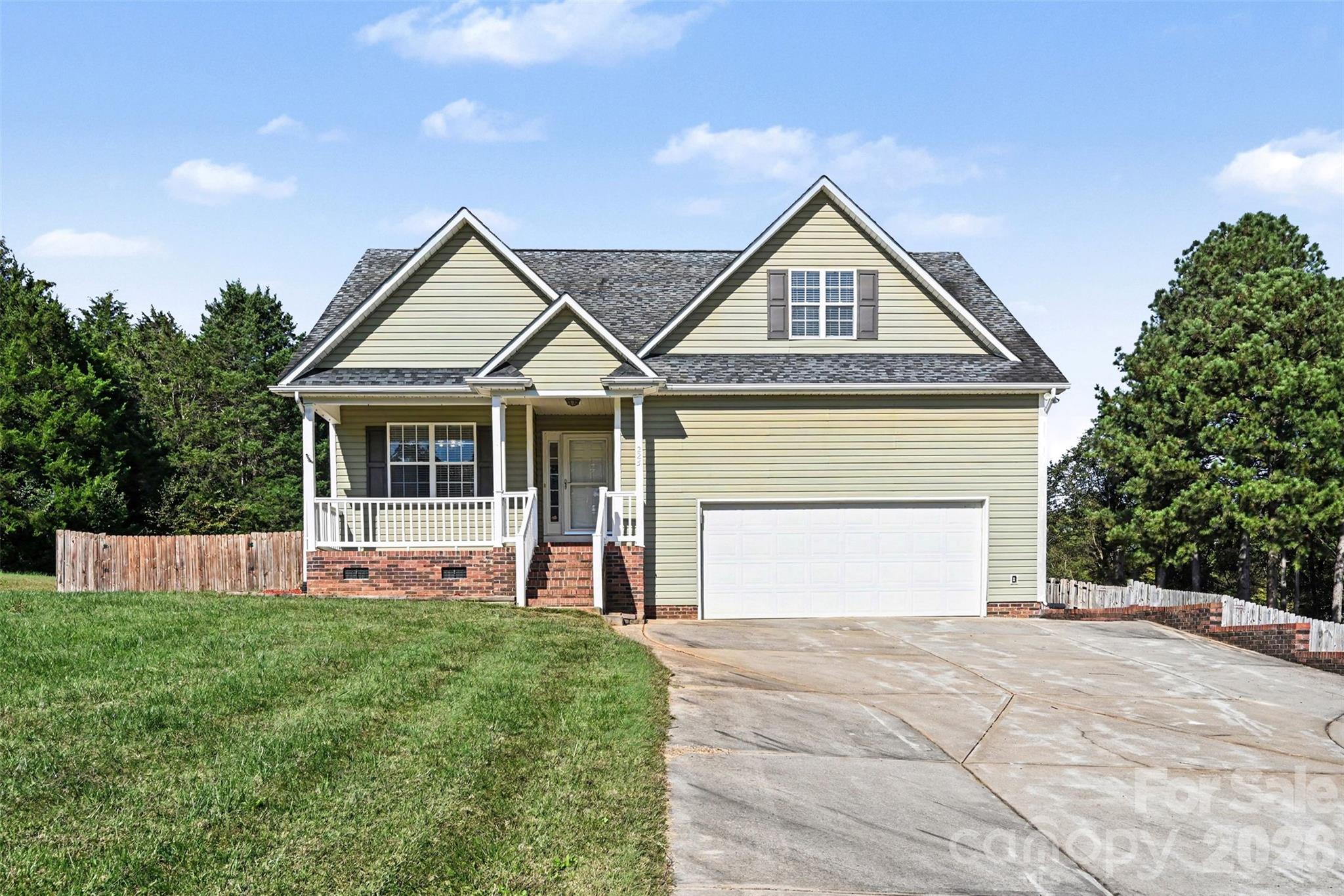 Single Family Residence at 225 Brooks Farm Drive, Rockwell, photo 2 of 29