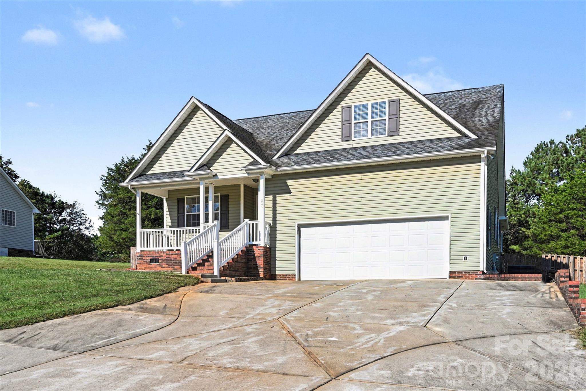 Single Family Residence at 225 Brooks Farm Drive, Rockwell, photo 3 of 29