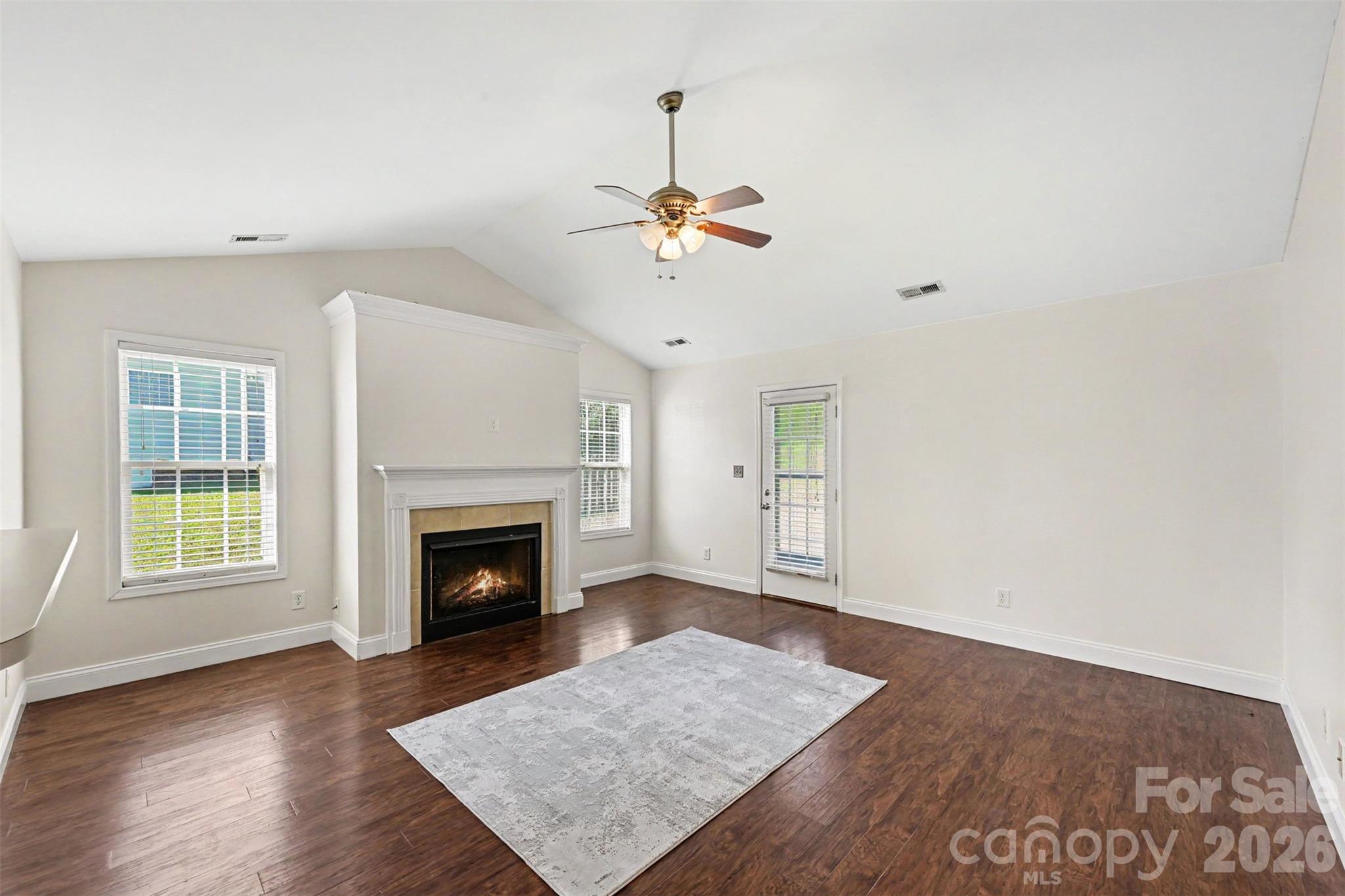 Single Family Residence at 225 Brooks Farm Drive, Rockwell, photo 4 of 29