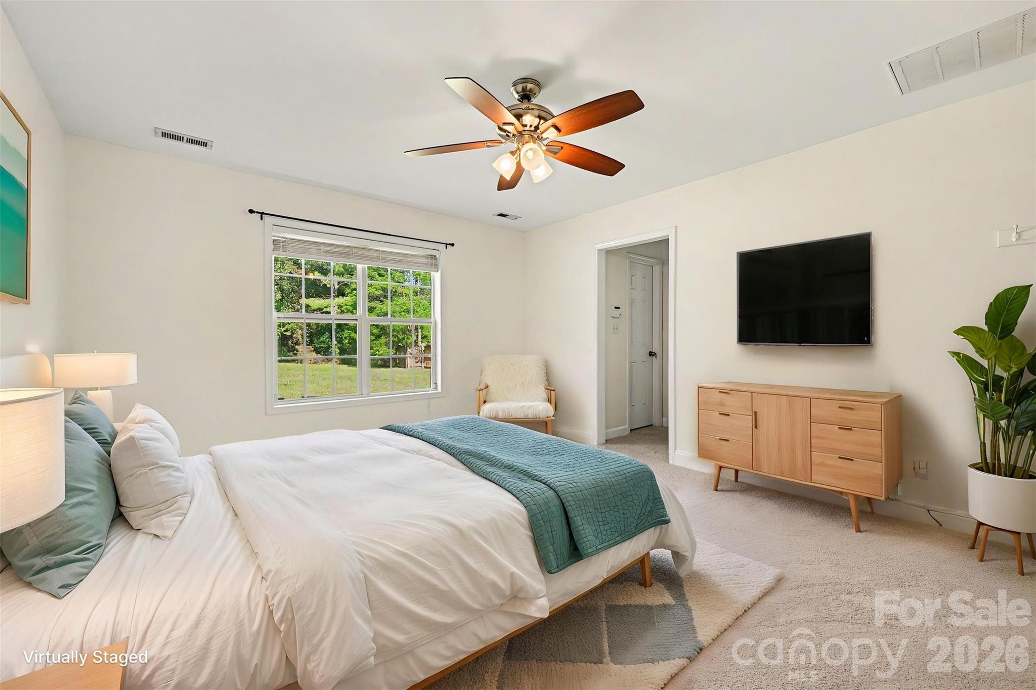 Single Family Residence at 225 Brooks Farm Drive, Rockwell, photo 14 of 29