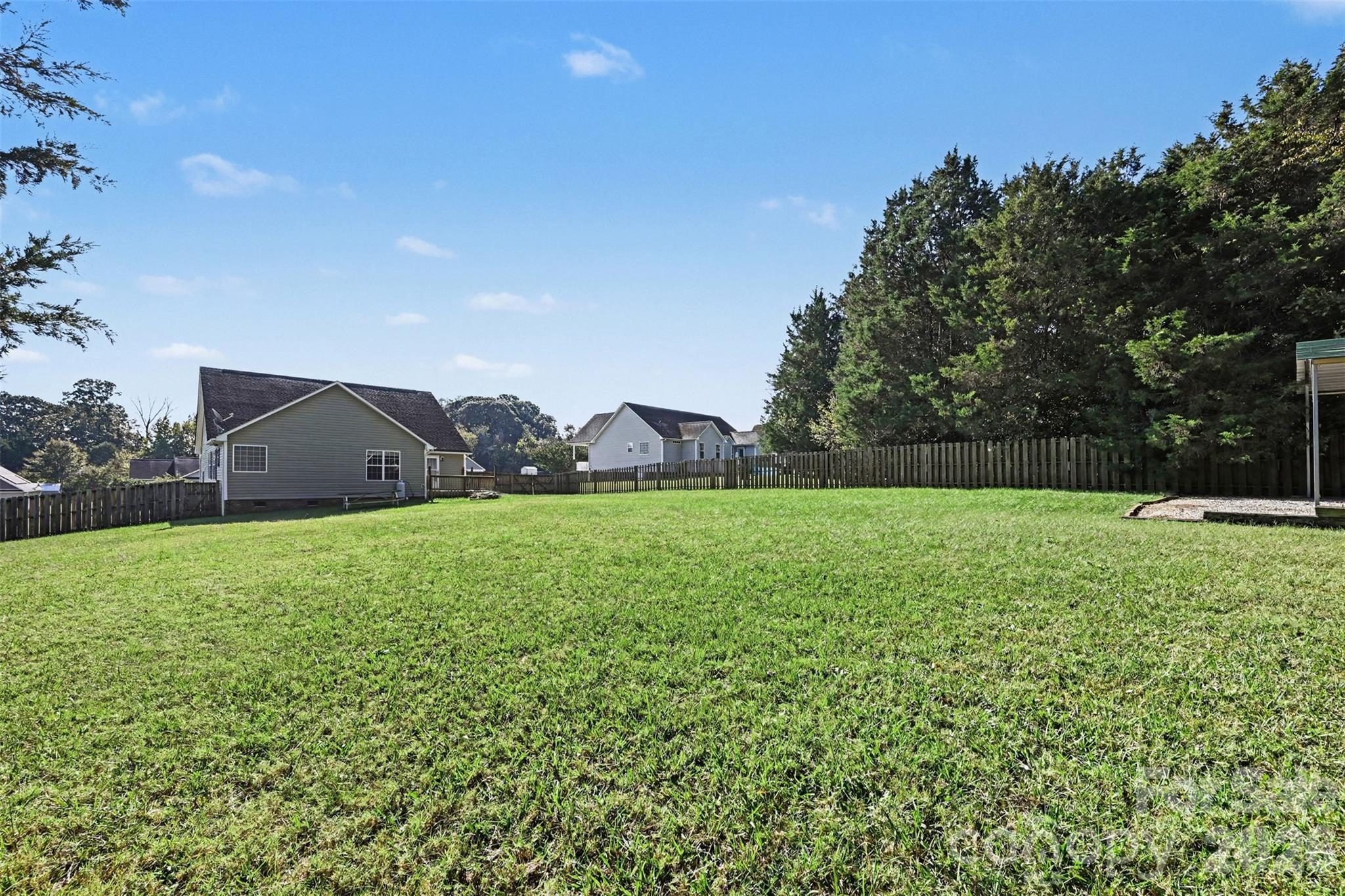 Single Family Residence at 225 Brooks Farm Drive, Rockwell, photo 28 of 29