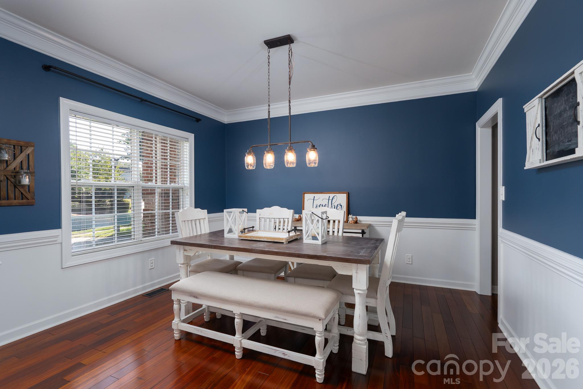 Single Family Residence at 12511 Bannock Drive, Charlotte, photo 3 of 29