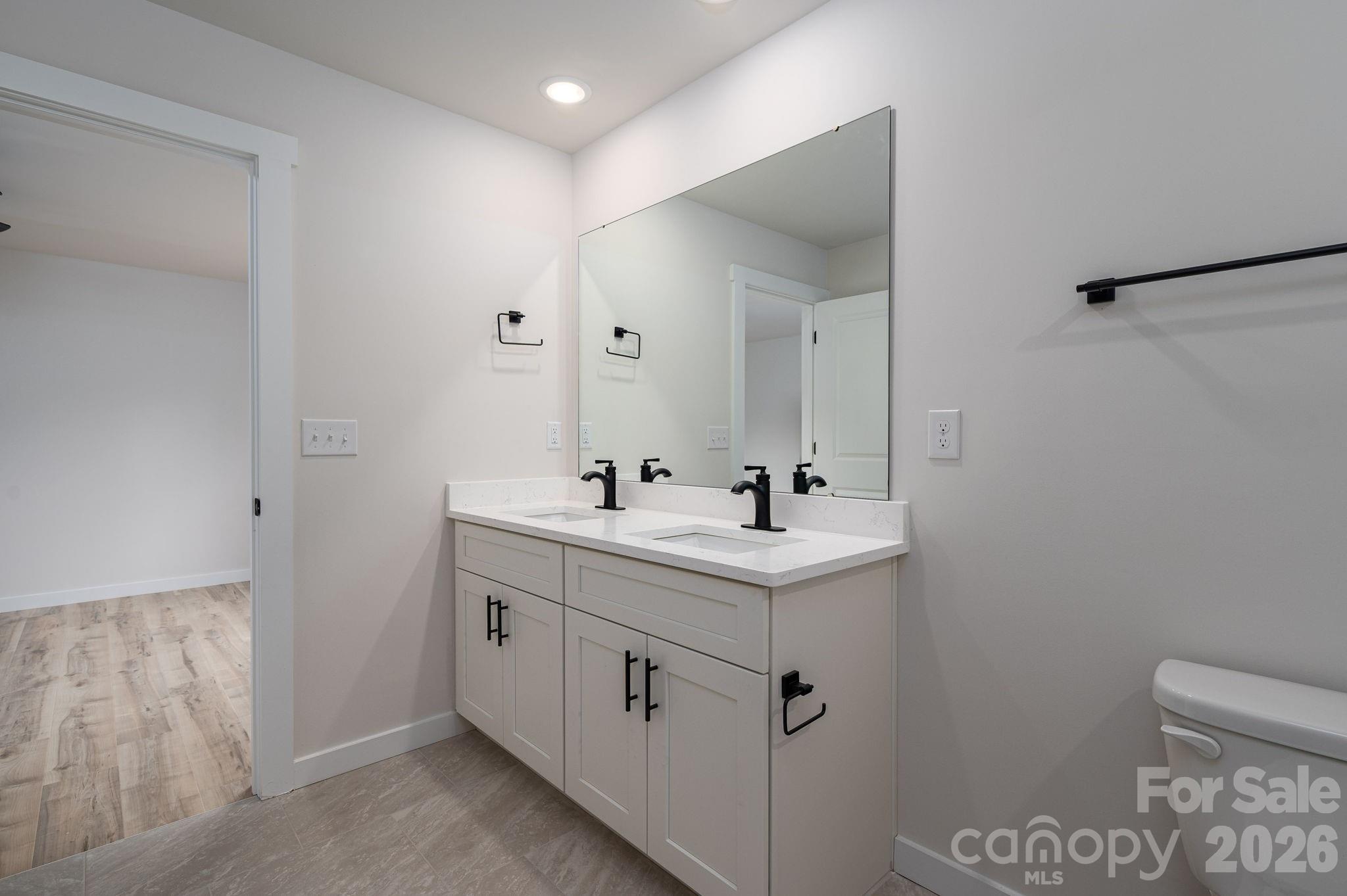 Single Family Residence at 1531 9th Street Lane NW, Hickory, photo 24 of 30
