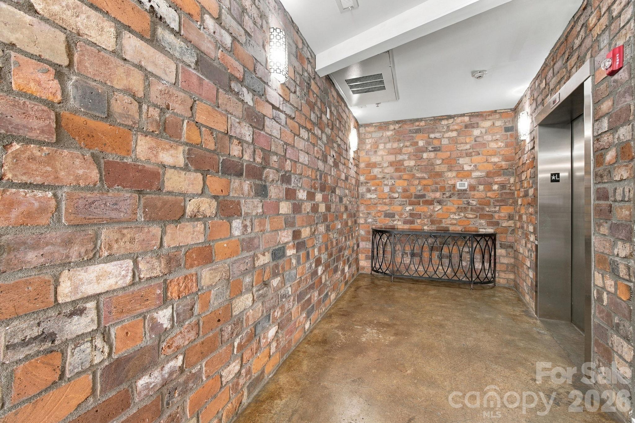 Condominium at 3123 Davidson Street, Charlotte, photo 4 of 43