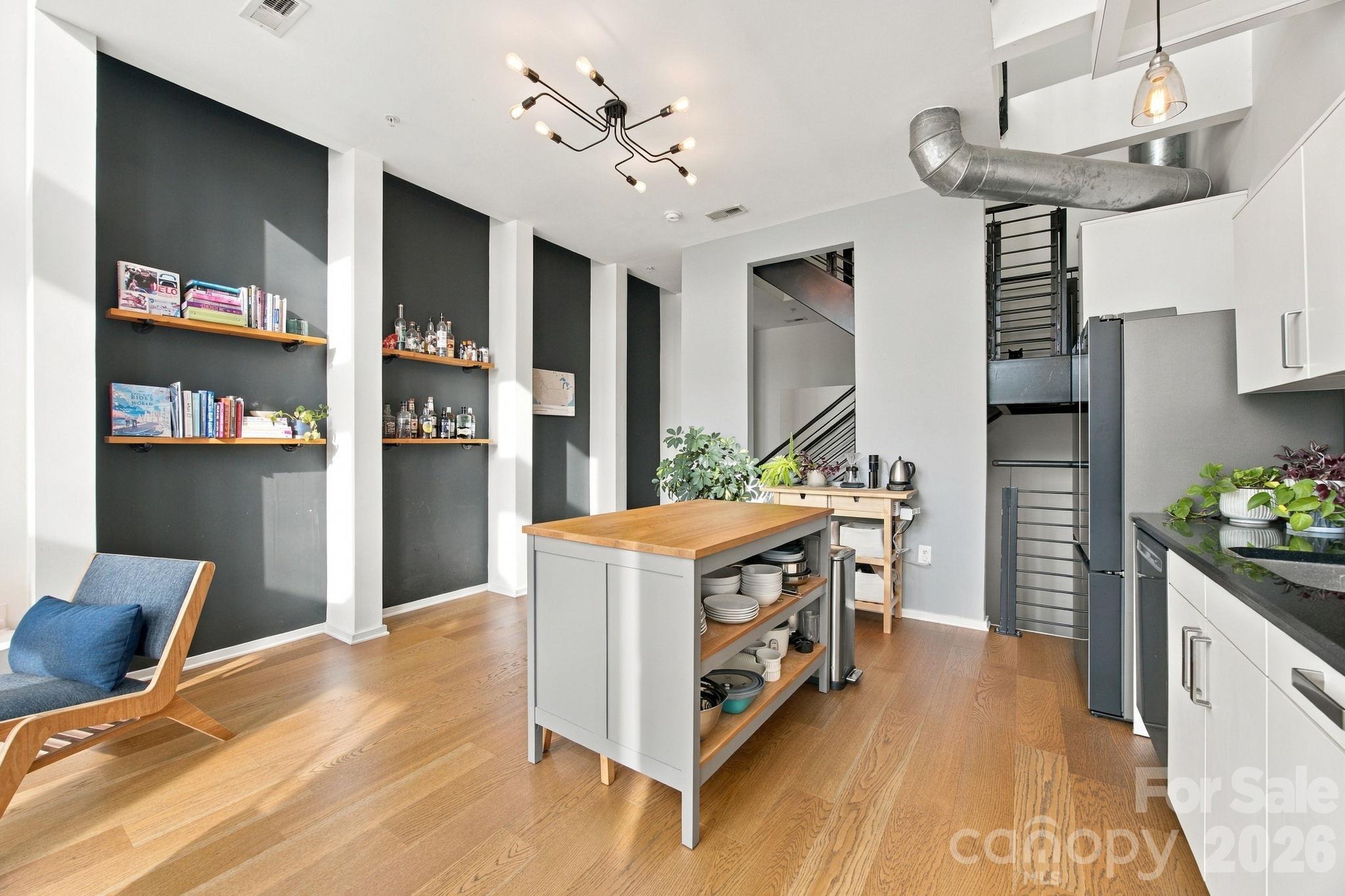 Condominium at 3123 Davidson Street, Charlotte, photo 13 of 43