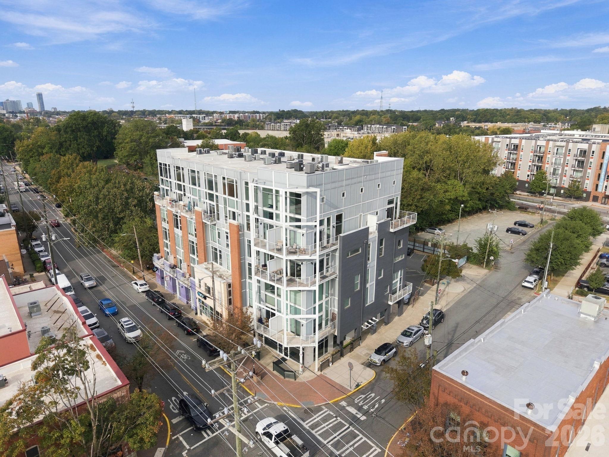 Condominium at 3123 Davidson Street, Charlotte, photo 32 of 43