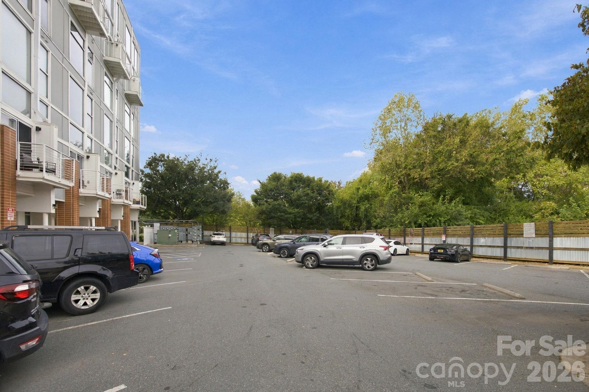 Condominium at 3123 Davidson Street, Charlotte, photo 36 of 43