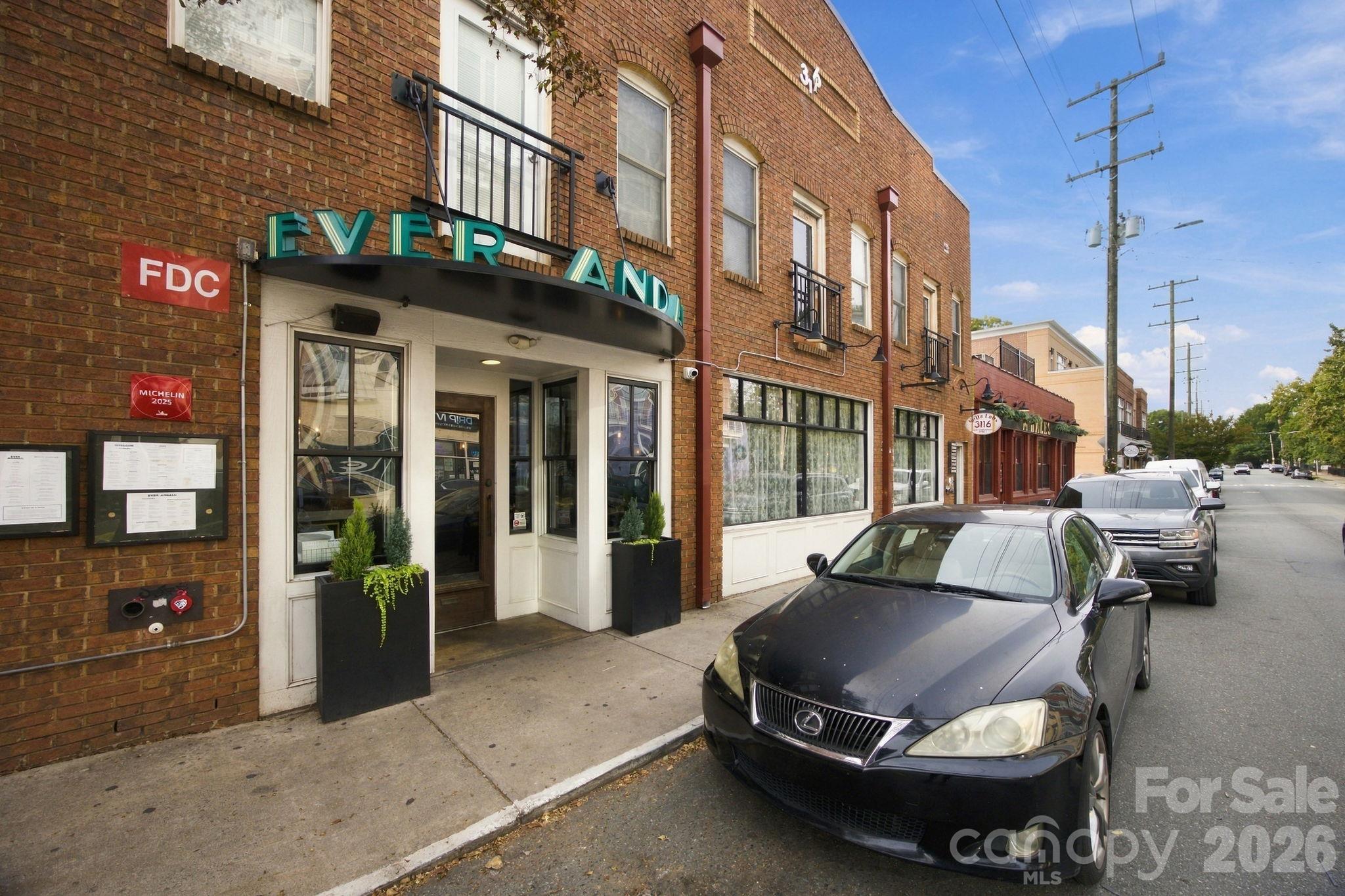 Condominium at 3123 Davidson Street, Charlotte, photo 39 of 43