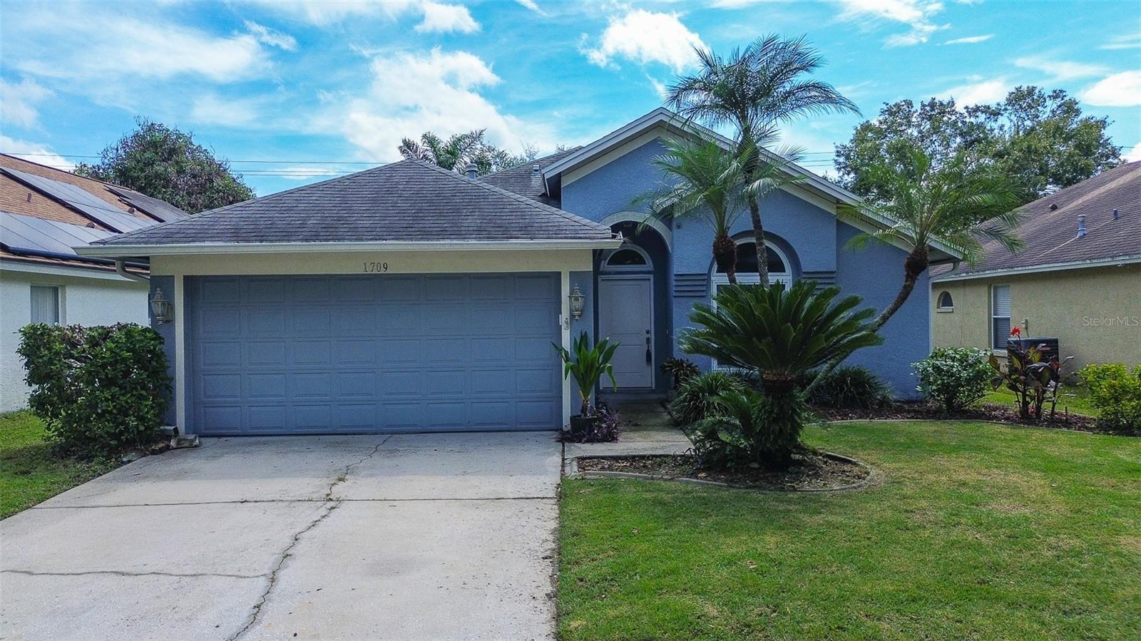 1709 SCOTCH PINE DR