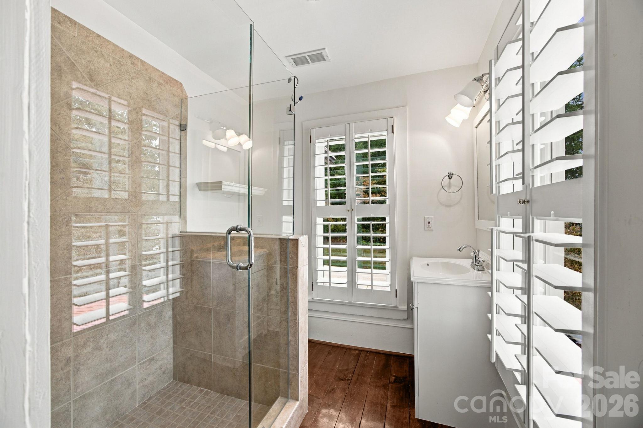 Upstairs Full Bath #1 - 4036 Will Proctor Street, Denver