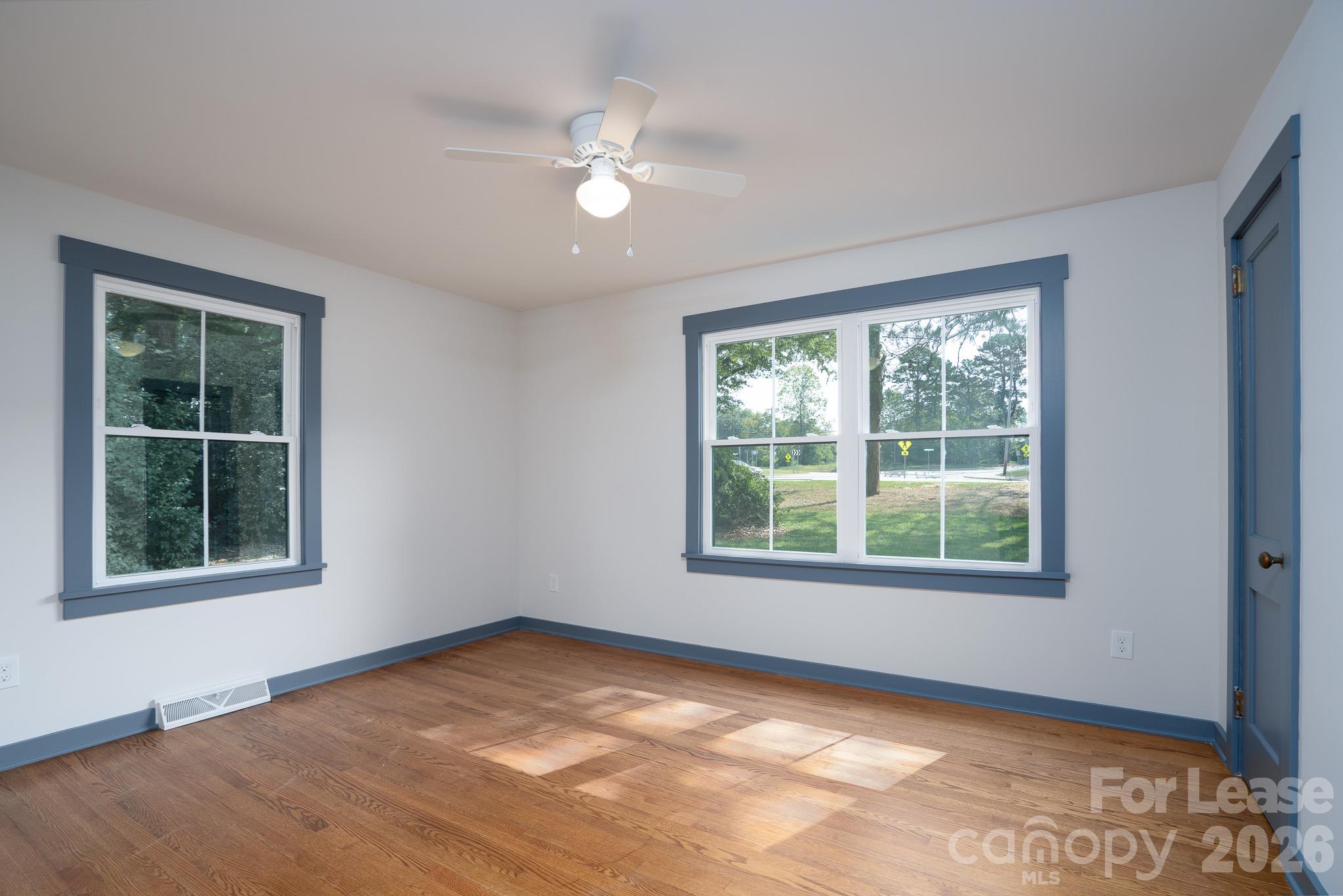 Single Family Residence at 14925 N Old Statesville Road, Huntersville, photo 9 of 30