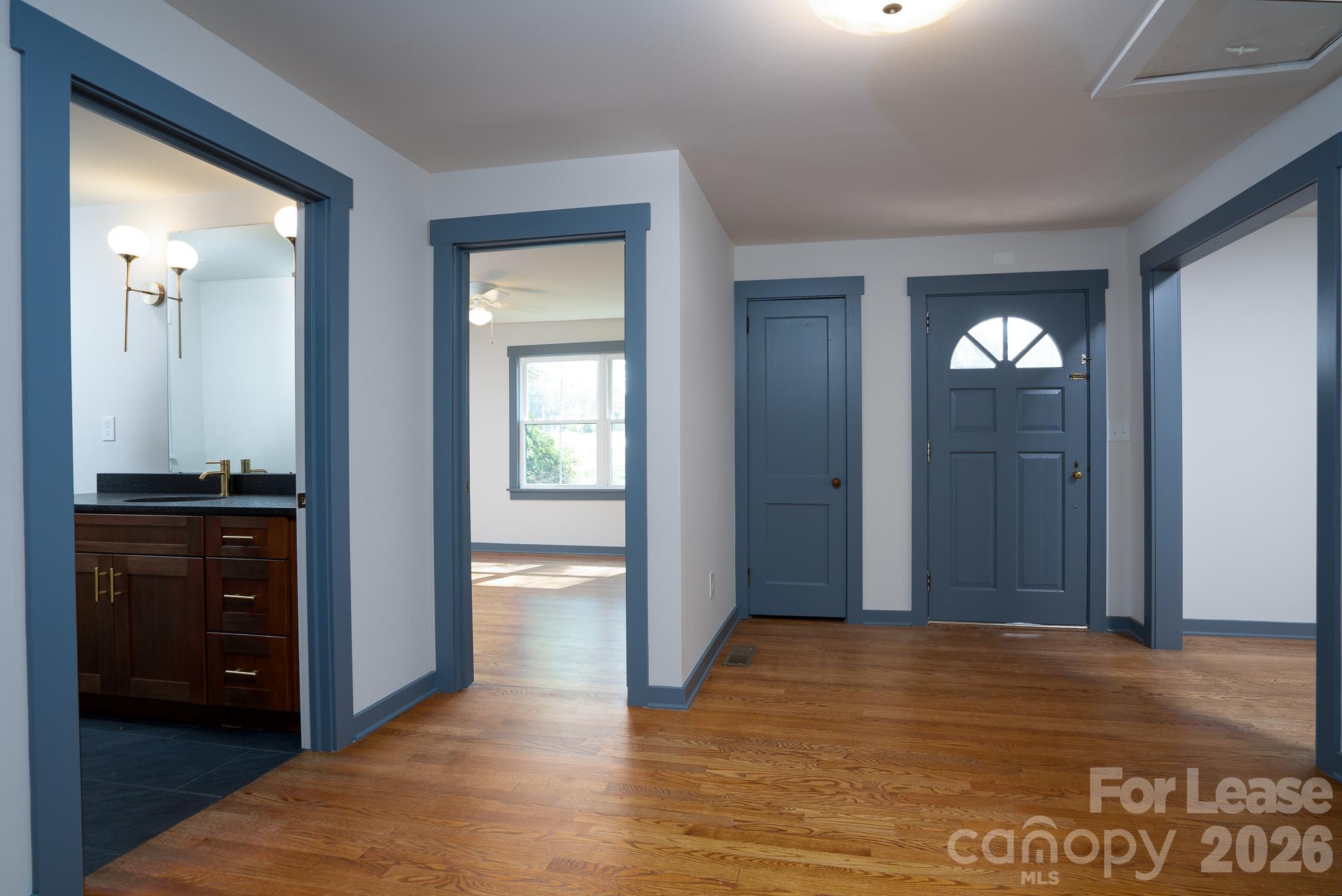 Single Family Residence at 14925 N Old Statesville Road, Huntersville, photo 15 of 30