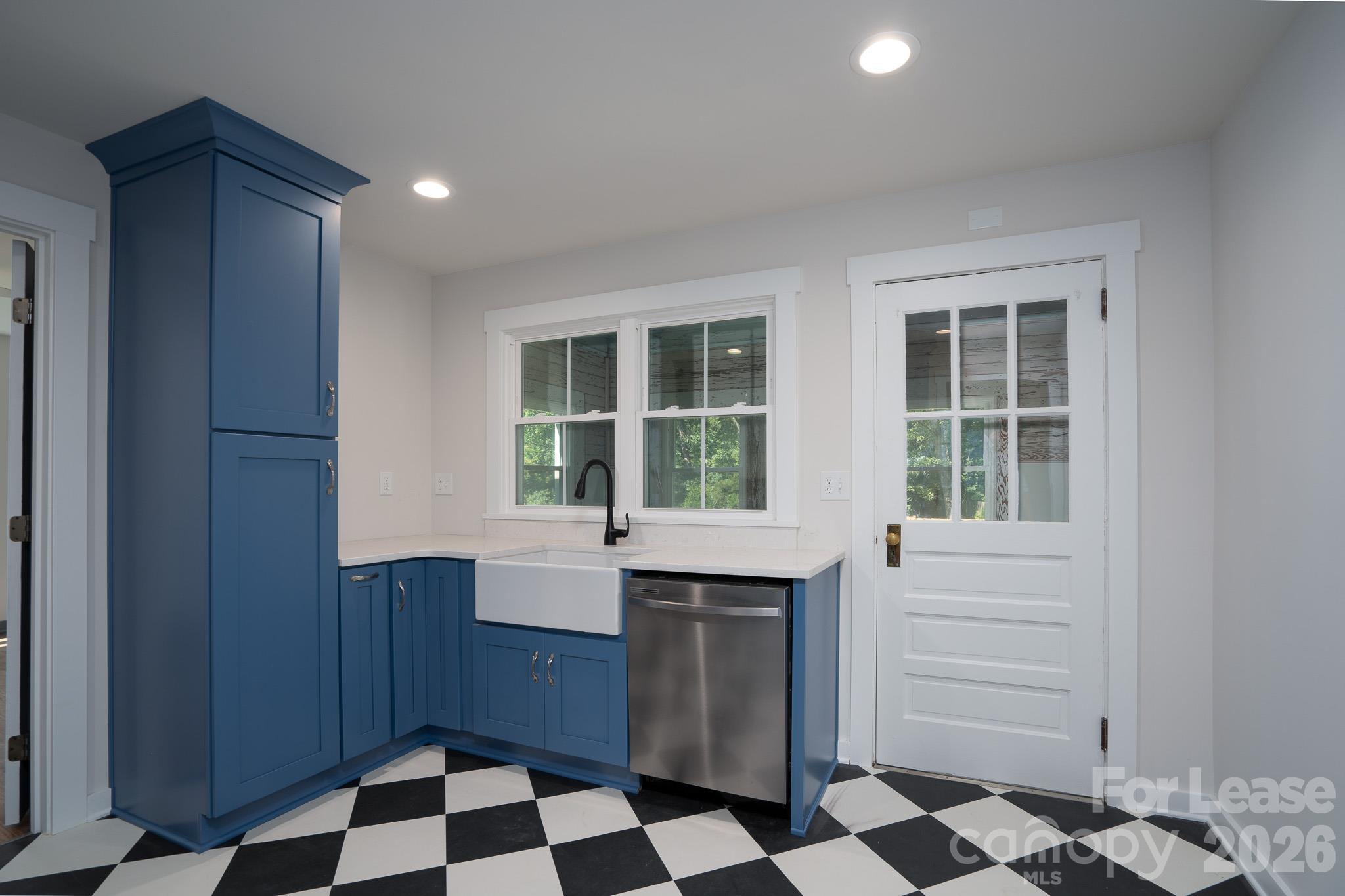 Single Family Residence at 14925 N Old Statesville Road, Huntersville, photo 23 of 30