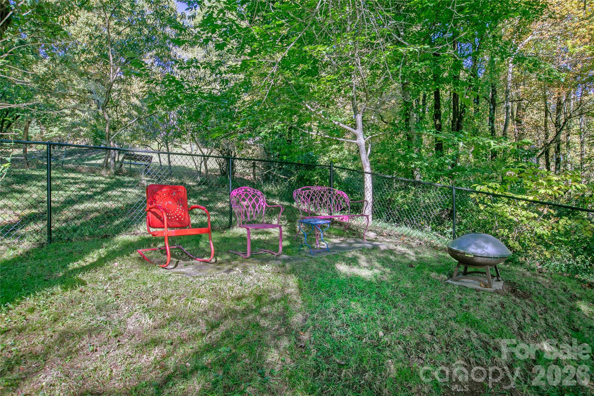 Single Family Residence at 373 Lynn Crest Drive, Brevard, photo 7 of 48