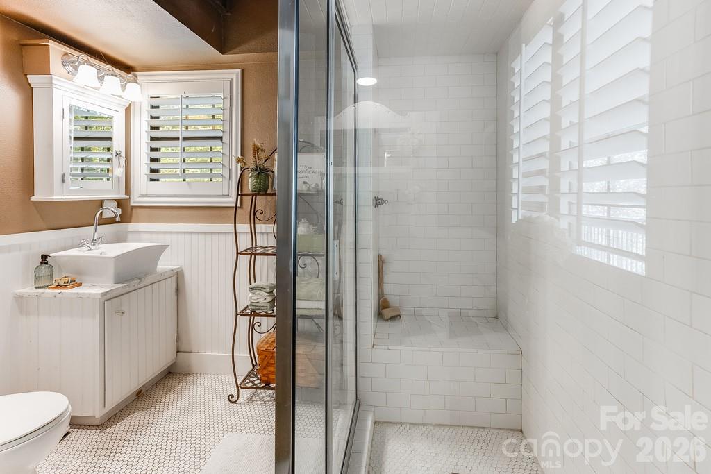 Luxurious Primary Bathroom Walk In Tiled Shower - 111 Elkhound Road, Waynesville
