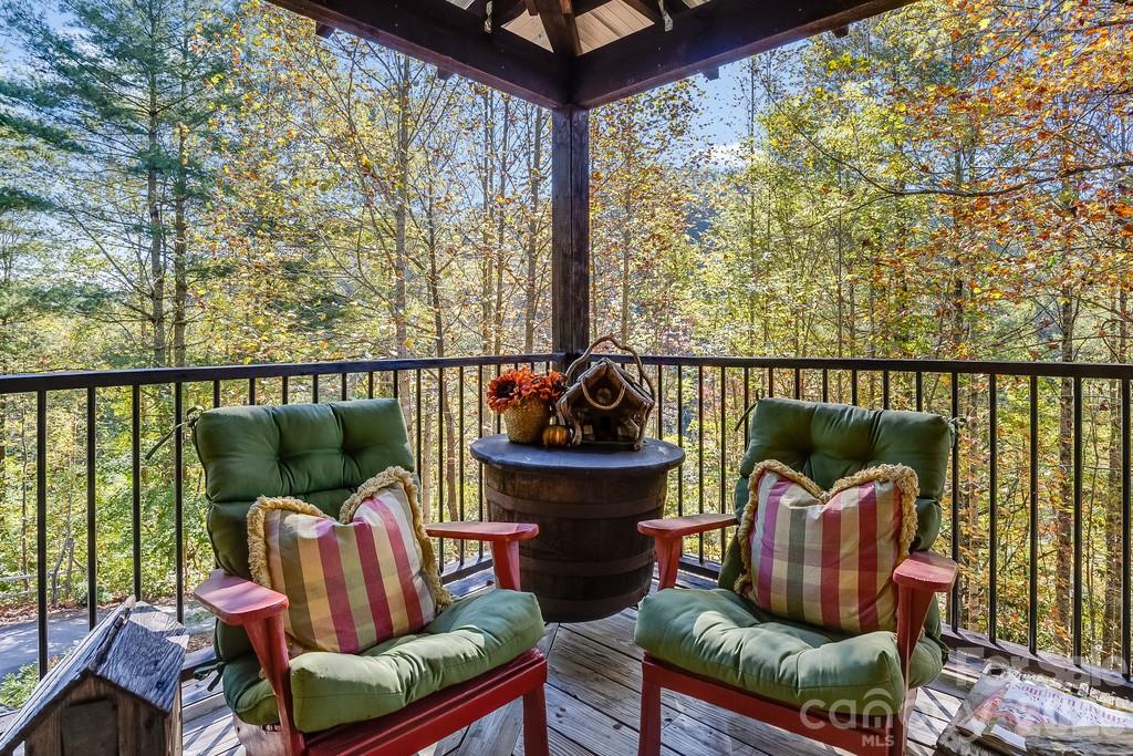 Pick your spot in the great outdoors!!! - 111 Elkhound Road, Waynesville