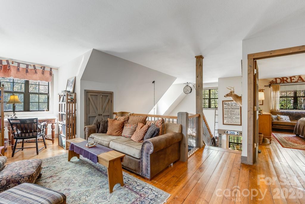 Upper Level Lounge - 111 Elkhound Road, Waynesville