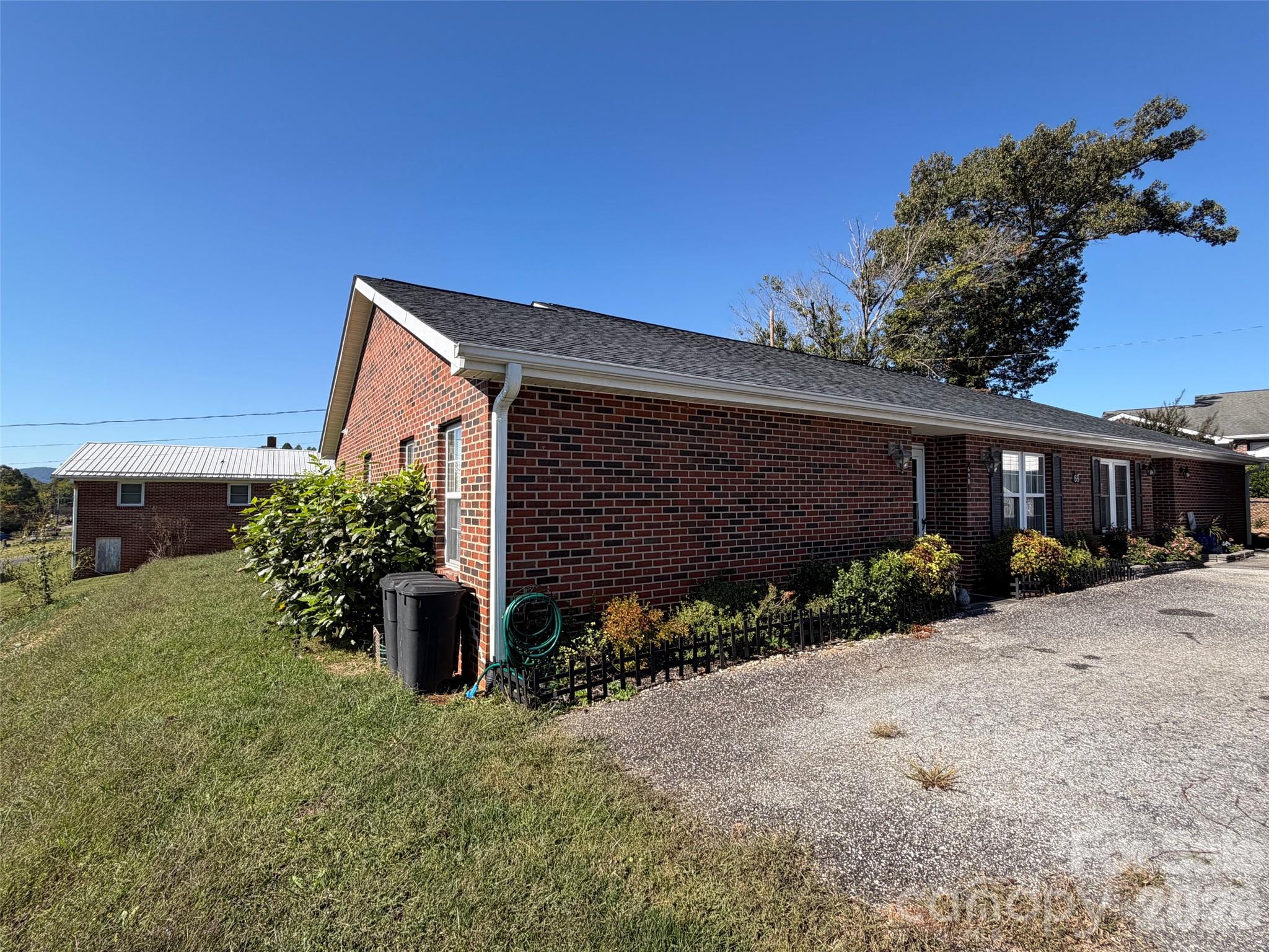 Townhouse at 69 B Buena Vista Ridge, Marion, photo 3 of 29