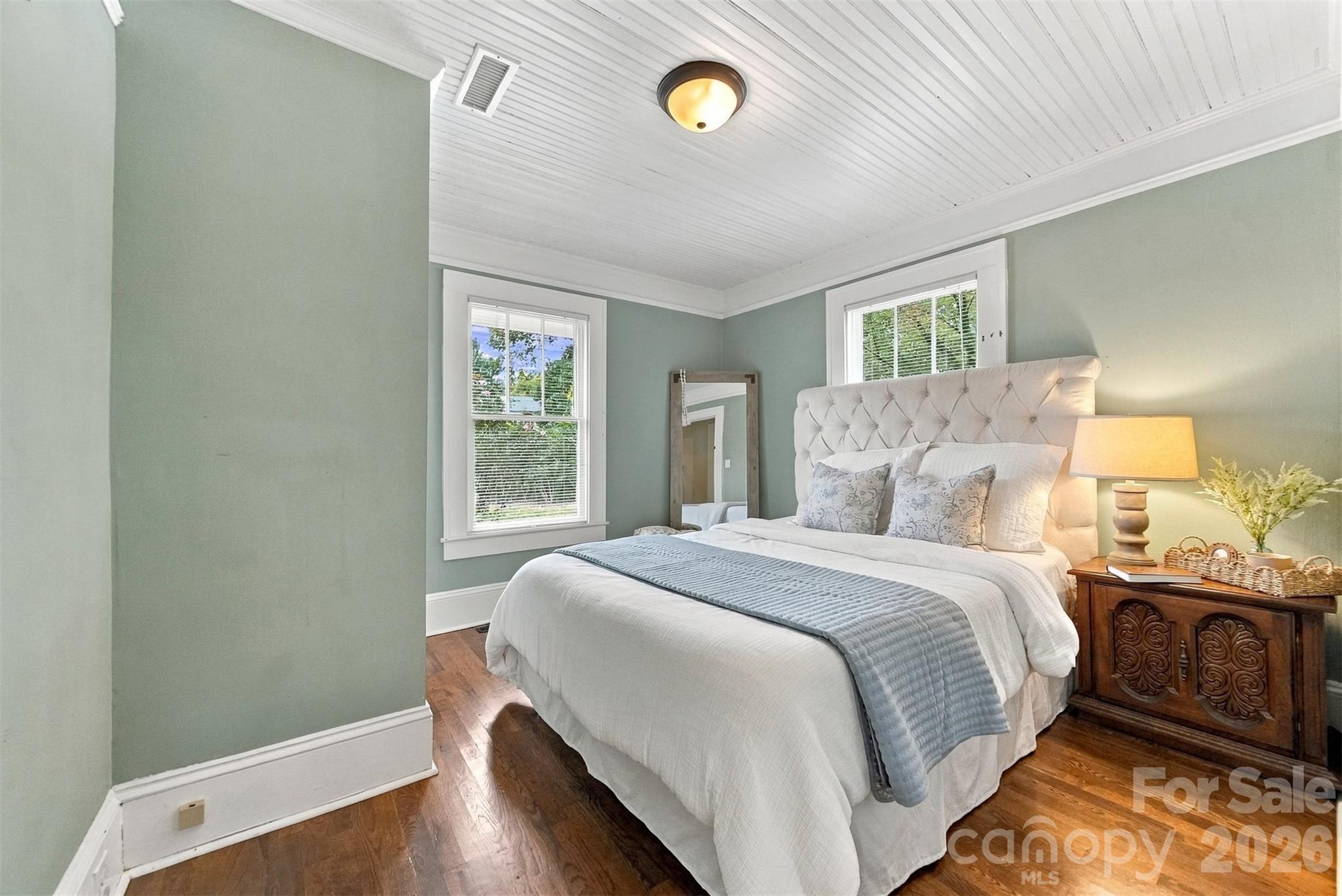 Single Family Residence at 1339 5th Street NE, Hickory, photo 16 of 33