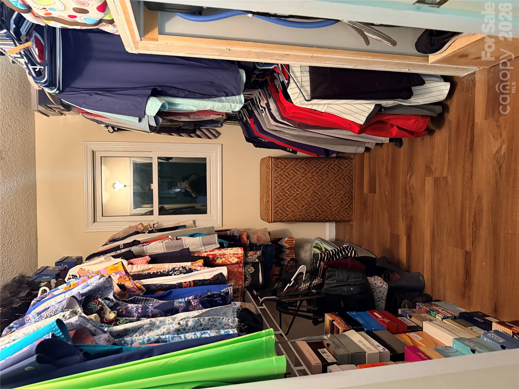 Master closet - 2911 Middleton Place, Hendersonville