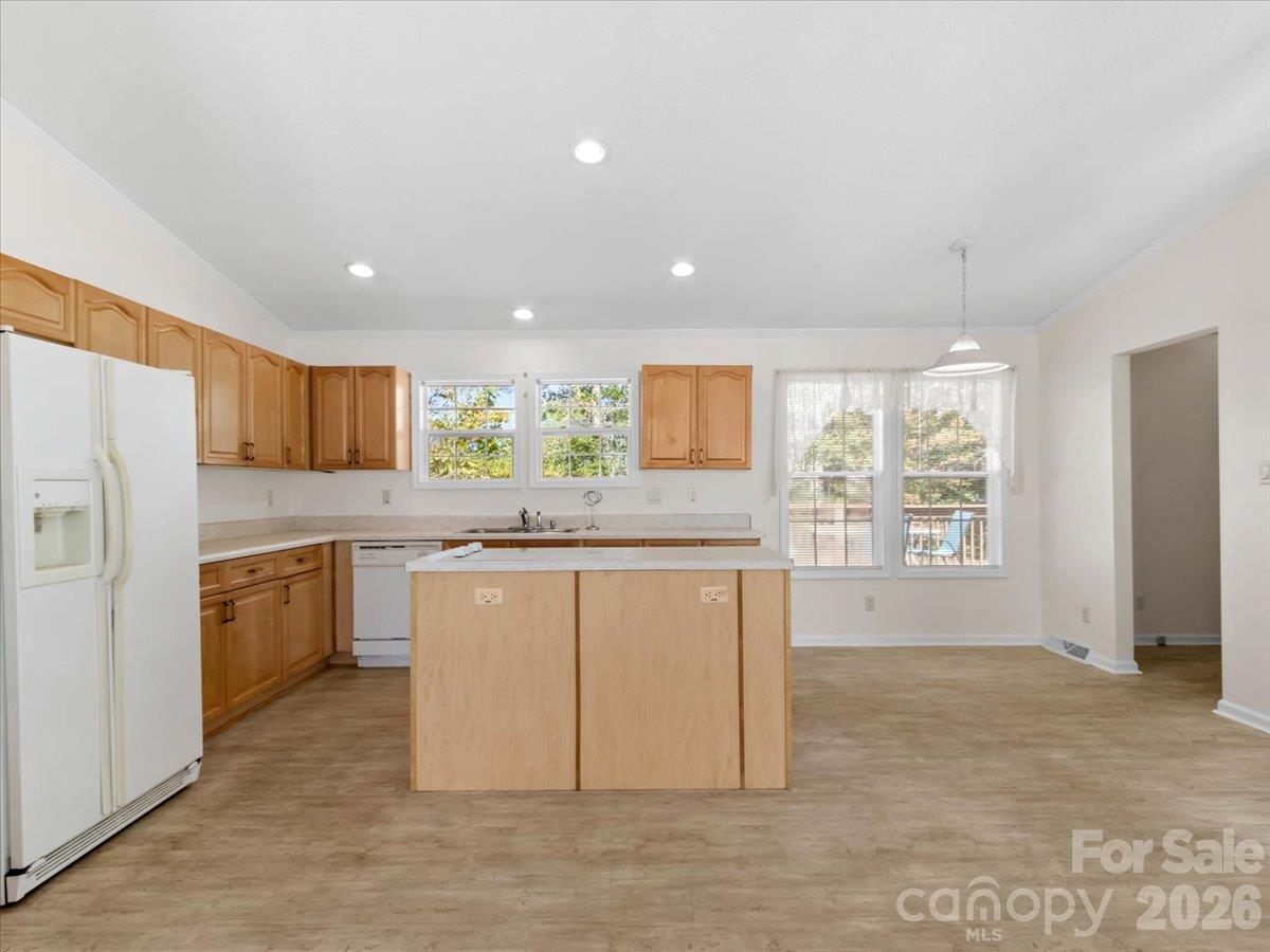Single Family Residence at 59 Higher Ground Lane, Burnsville, photo 23 of 34