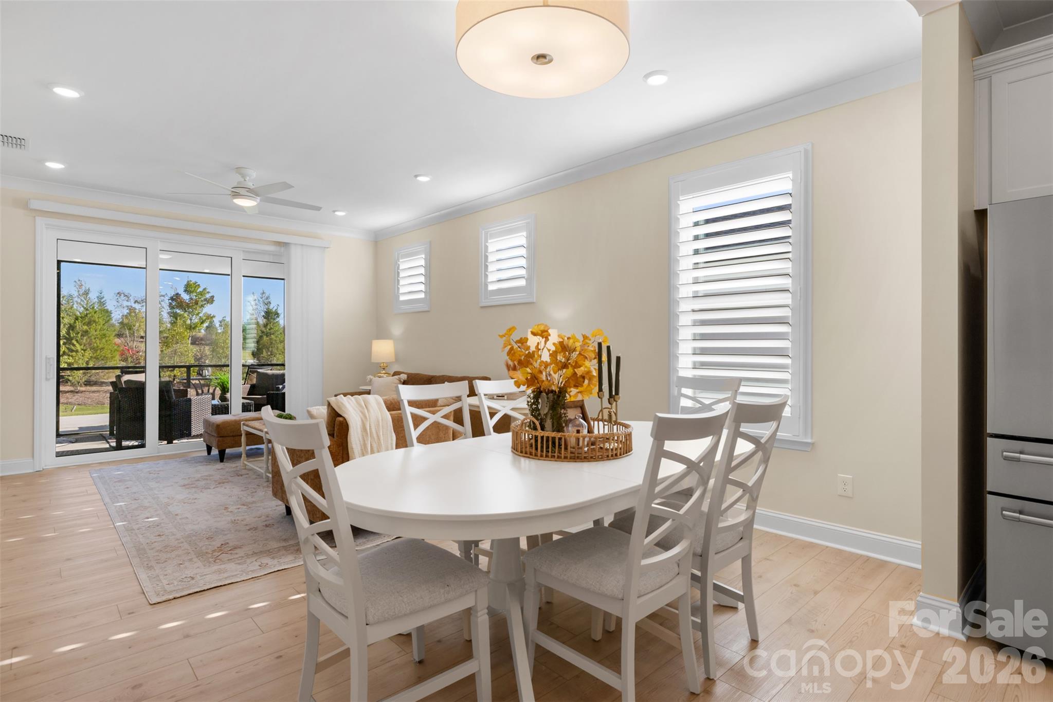 Single Family Residence at 2659 Headwind Court, Belmont, photo 10 of 47