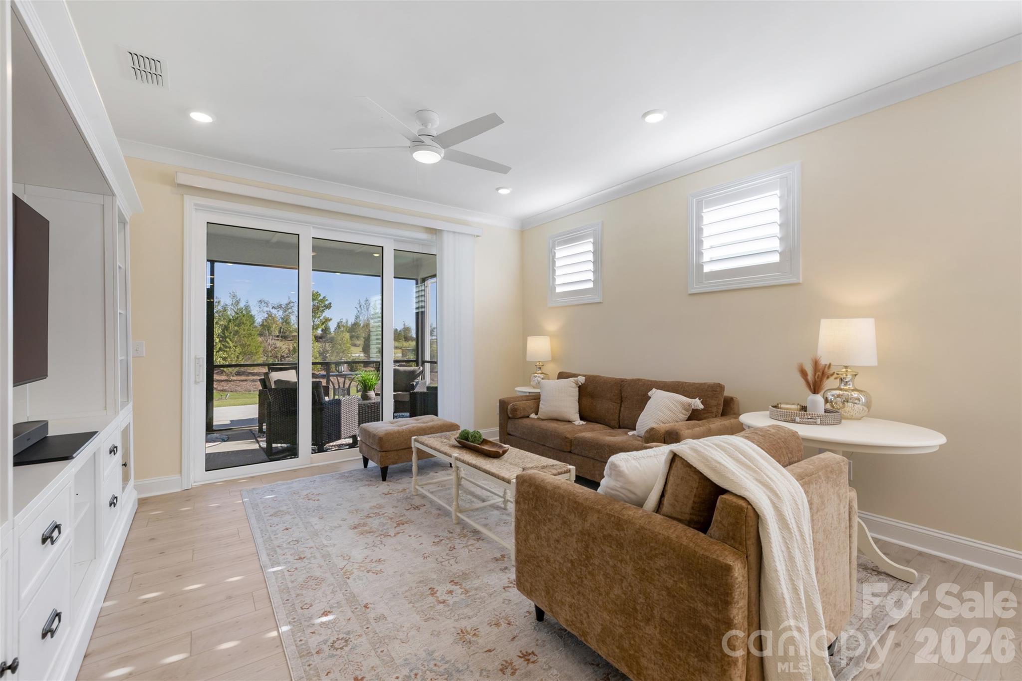 Single Family Residence at 2659 Headwind Court, Belmont, photo 11 of 47