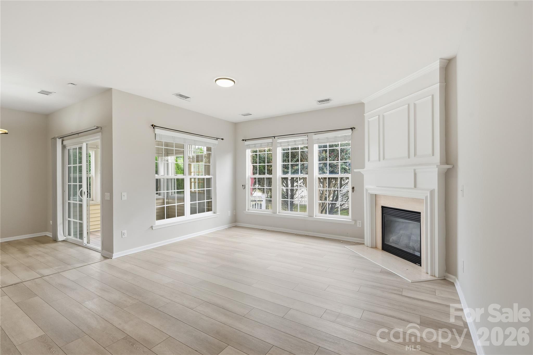 Single Family Residence at 12409 Bobhouse Drive, Charlotte, photo 31 of 43