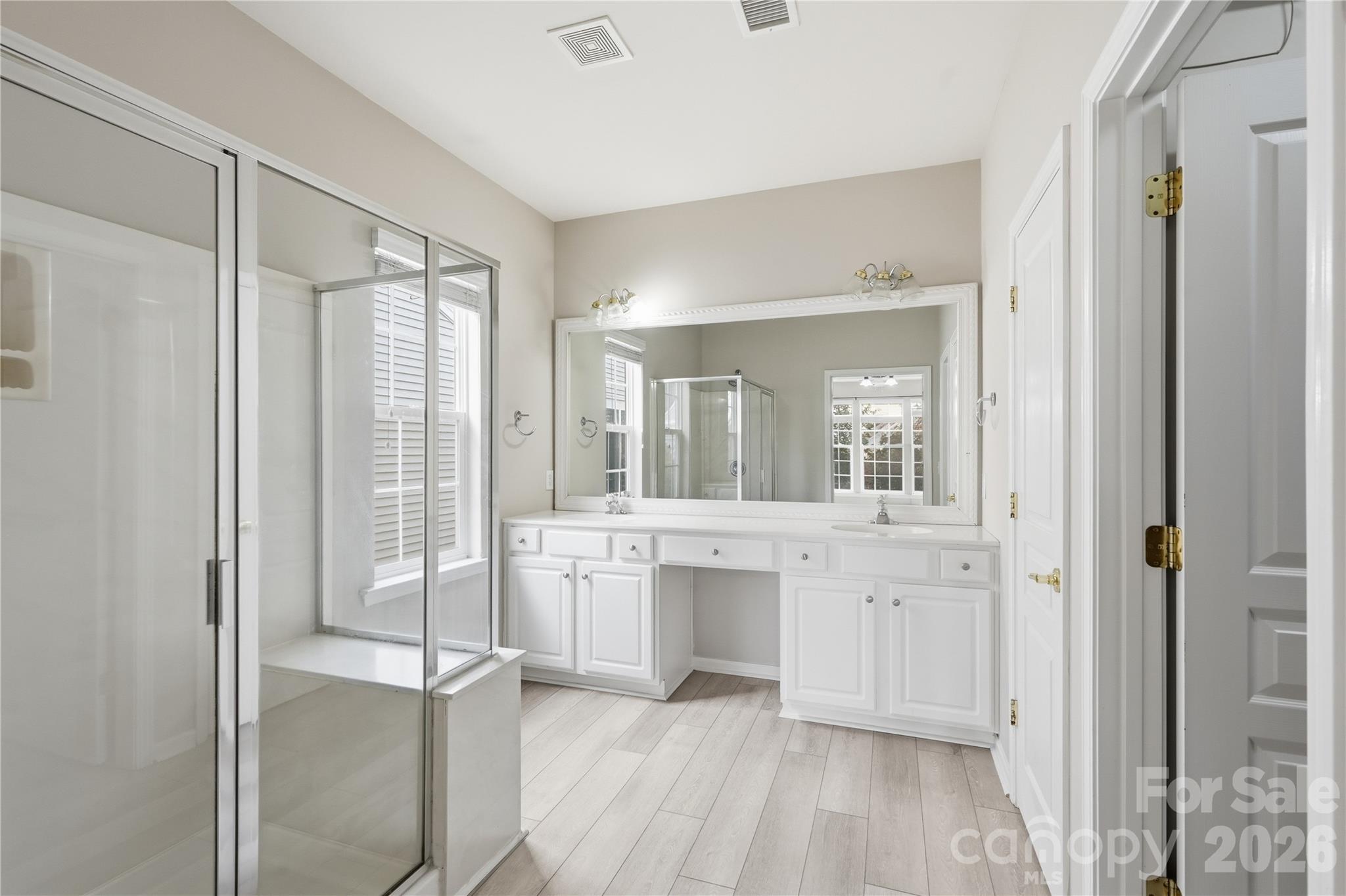 Single Family Residence at 12409 Bobhouse Drive, Charlotte, photo 33 of 43