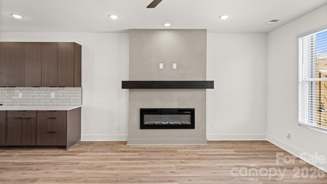 Townhouse at 2093 Custer Street, Charlotte, photo 5 of 38
