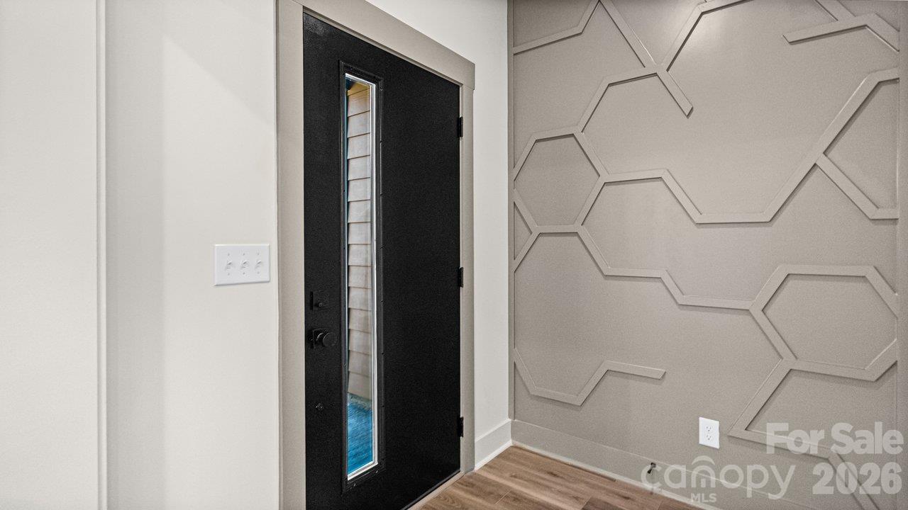 Townhouse at 2093 Custer Street, Charlotte, photo 9 of 38