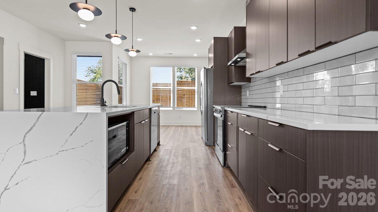 Townhouse at 2093 Custer Street, Charlotte, photo 16 of 38