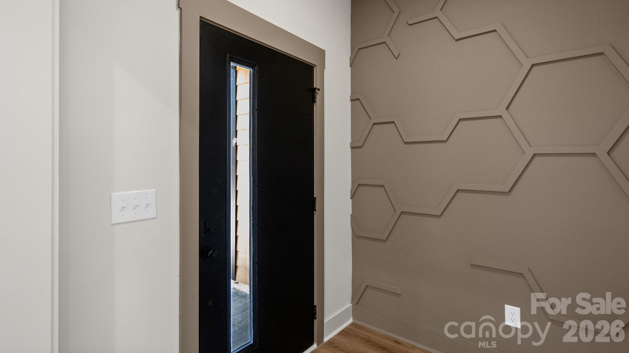 Townhouse at 2085 Custer Street, Charlotte, photo 3 of 39