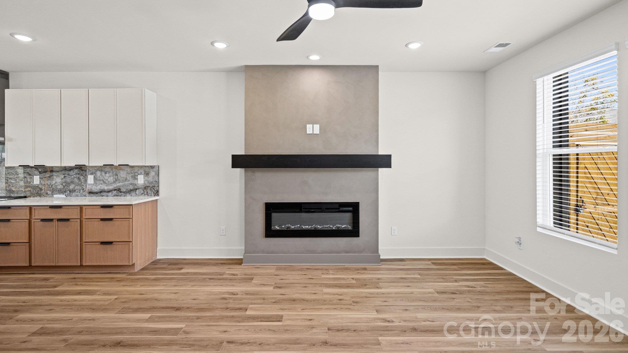 Townhouse at 2085 Custer Street, Charlotte, photo 6 of 39