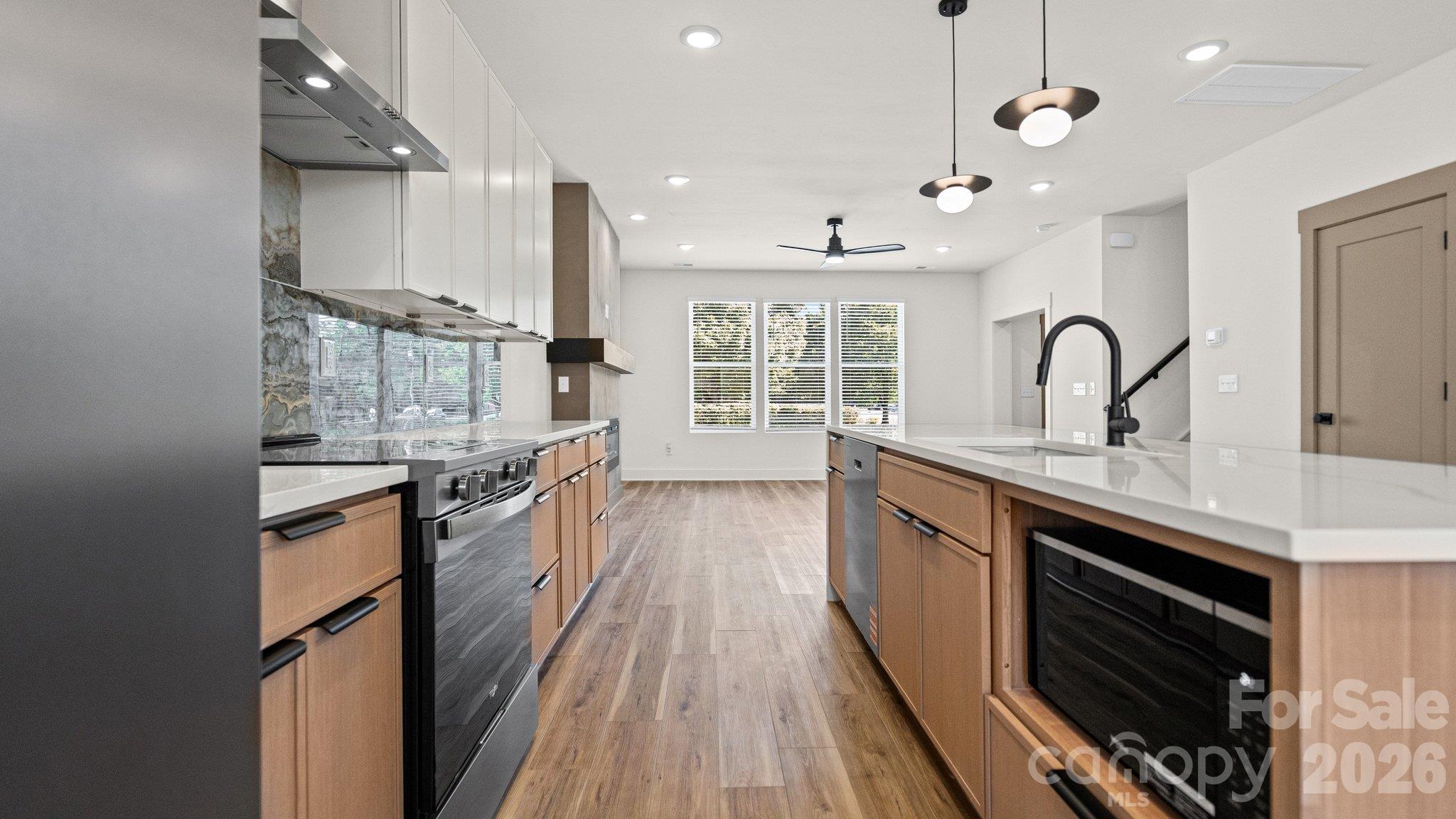 Townhouse at 2085 Custer Street, Charlotte, photo 17 of 39