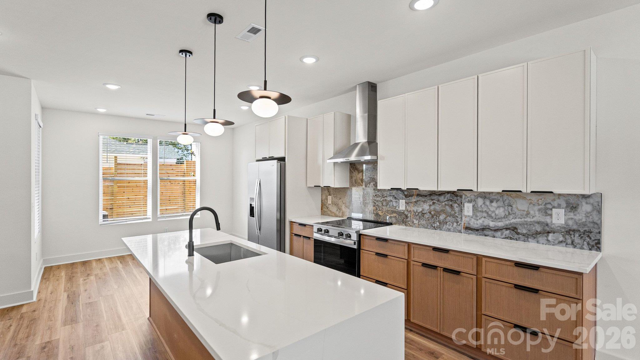 Townhouse at 2085 Custer Street, Charlotte, photo 19 of 39