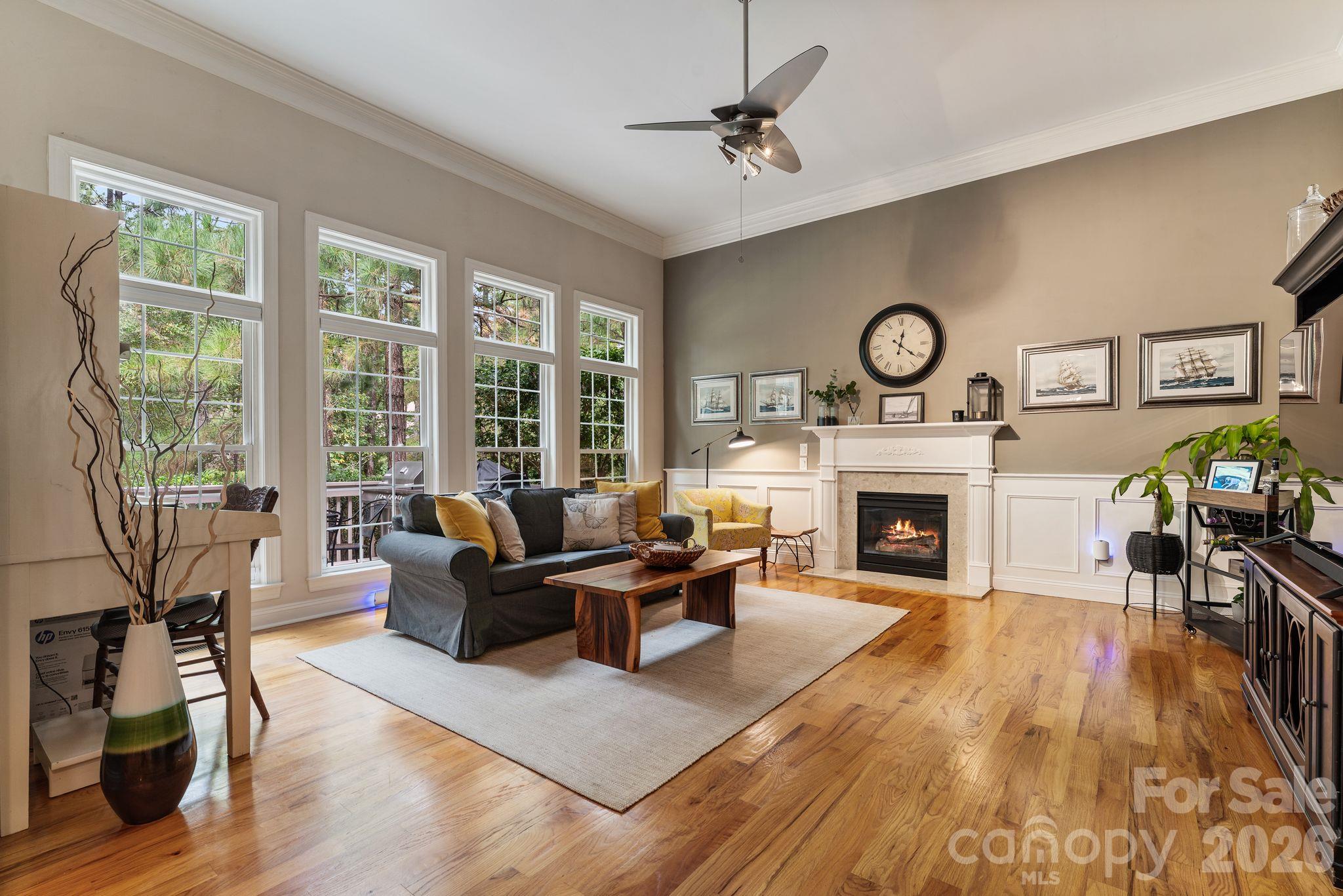 Single Family Residence at 6978 Pebble Bay Drive, Denver, photo 10 of 35