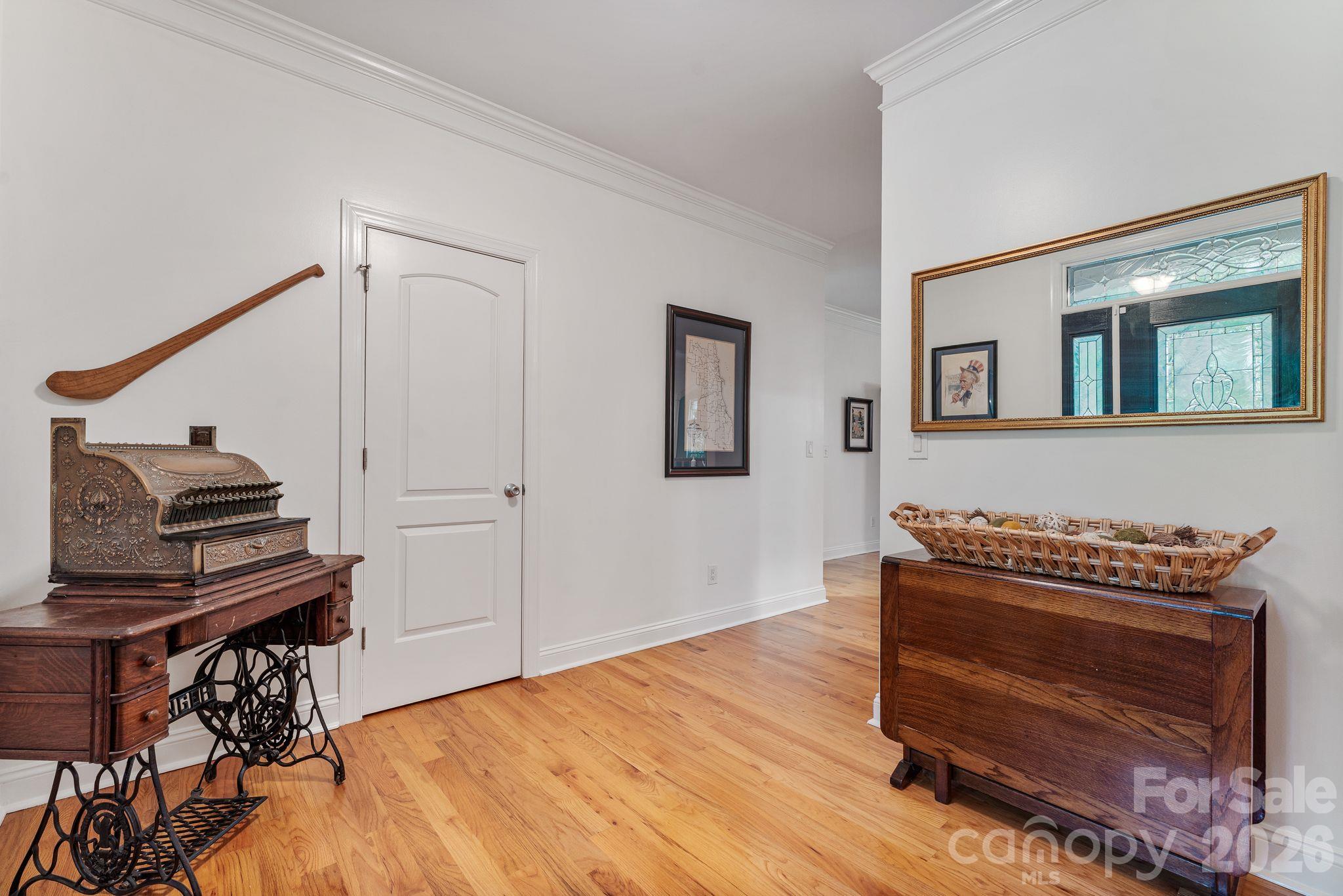 Single Family Residence at 6978 Pebble Bay Drive, Denver, photo 13 of 35