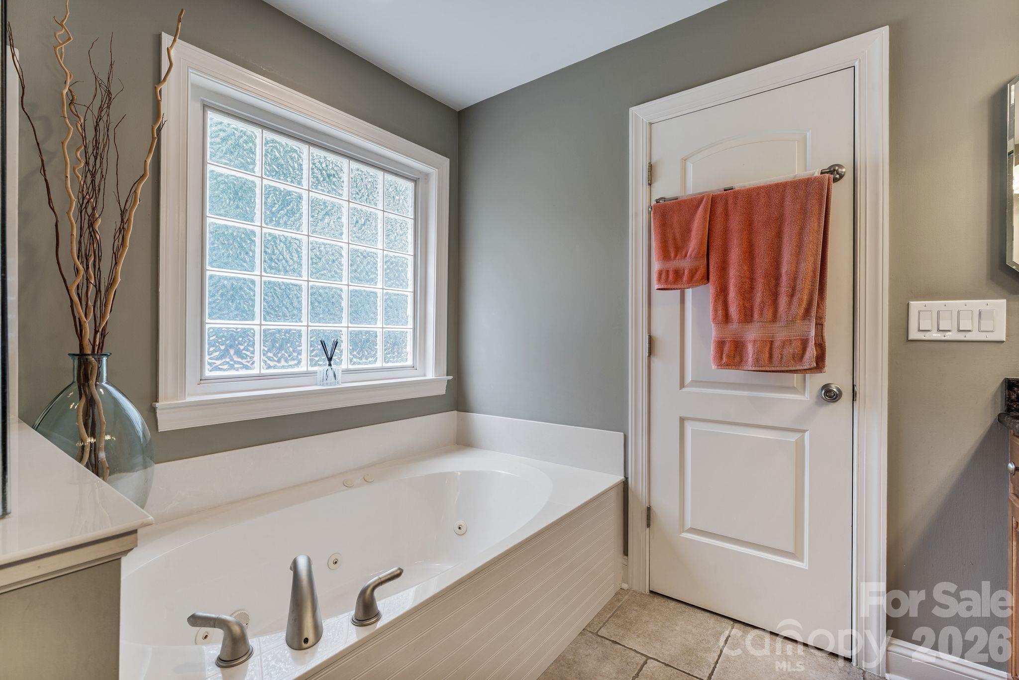Single Family Residence at 6978 Pebble Bay Drive, Denver, photo 19 of 35