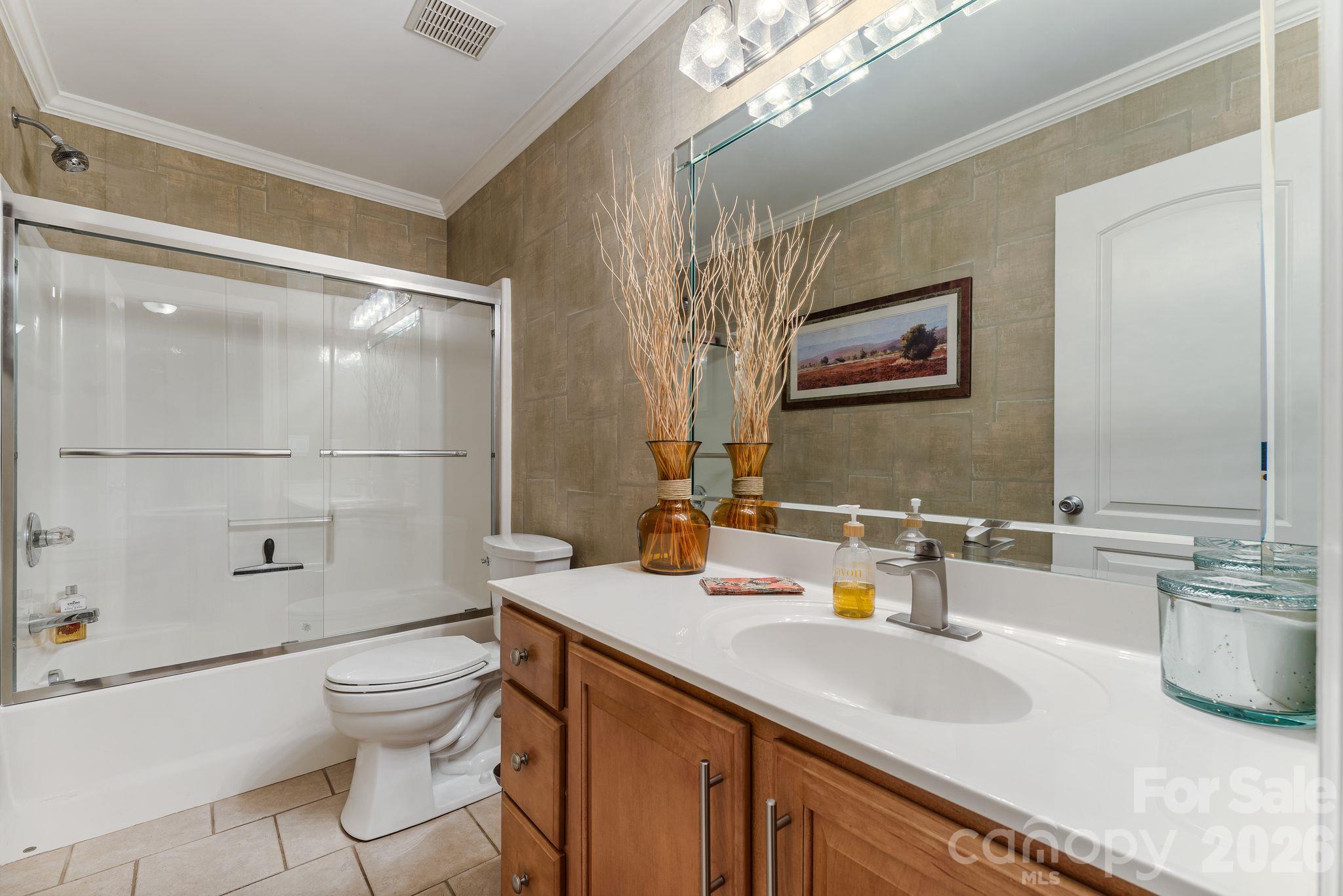 Single Family Residence at 6978 Pebble Bay Drive, Denver, photo 22 of 35