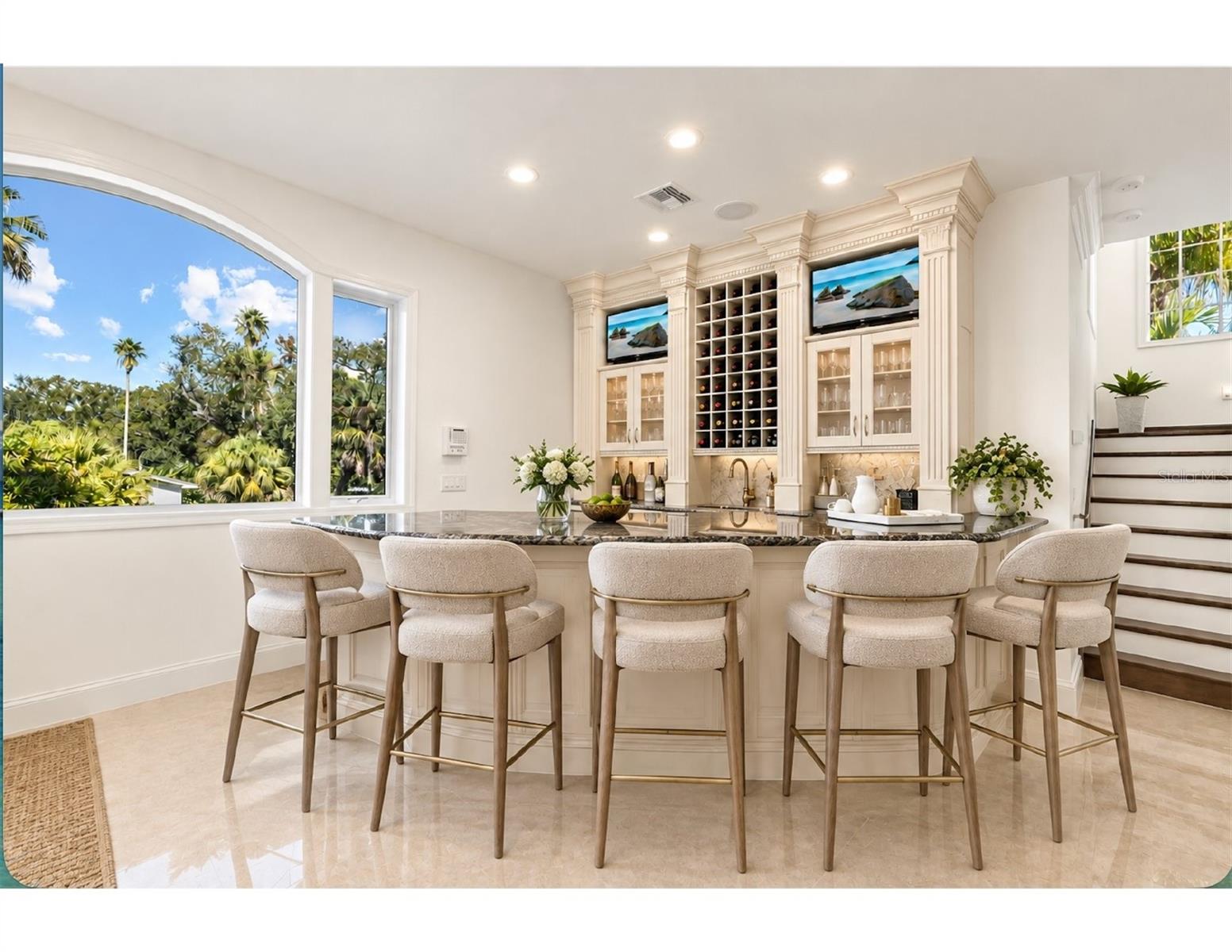 Reimage Bar painted off white to match kitchen - 2115 LYCHEE LN, NOKOMIS